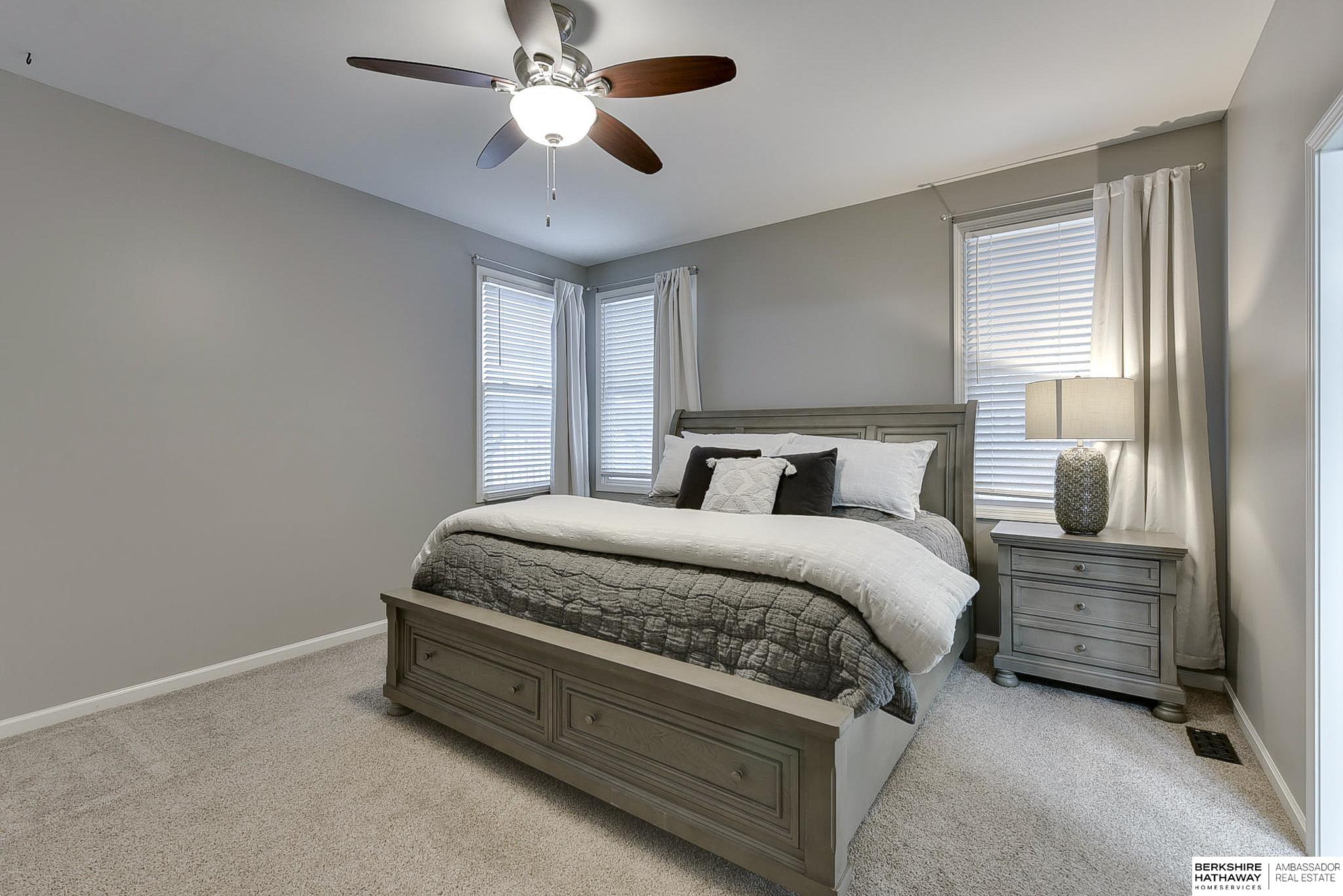 Omaha, Nebraska 68116, United States, 3 Bedrooms Bedrooms, ,3 BathroomsBathrooms,Residential,Active,92433