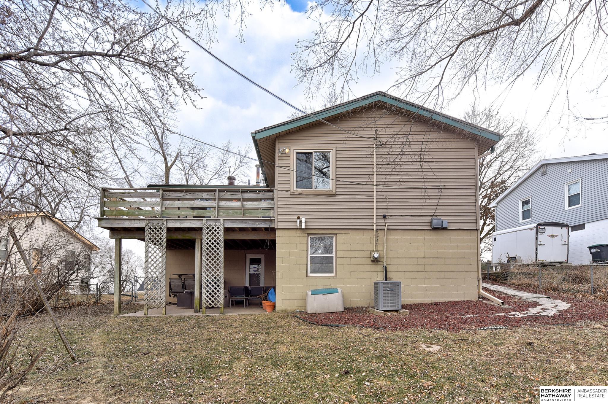 Omaha, Nebraska 68124, United States, 3 Bedrooms Bedrooms, ,2 BathroomsBathrooms,Residential,Pending,16376
