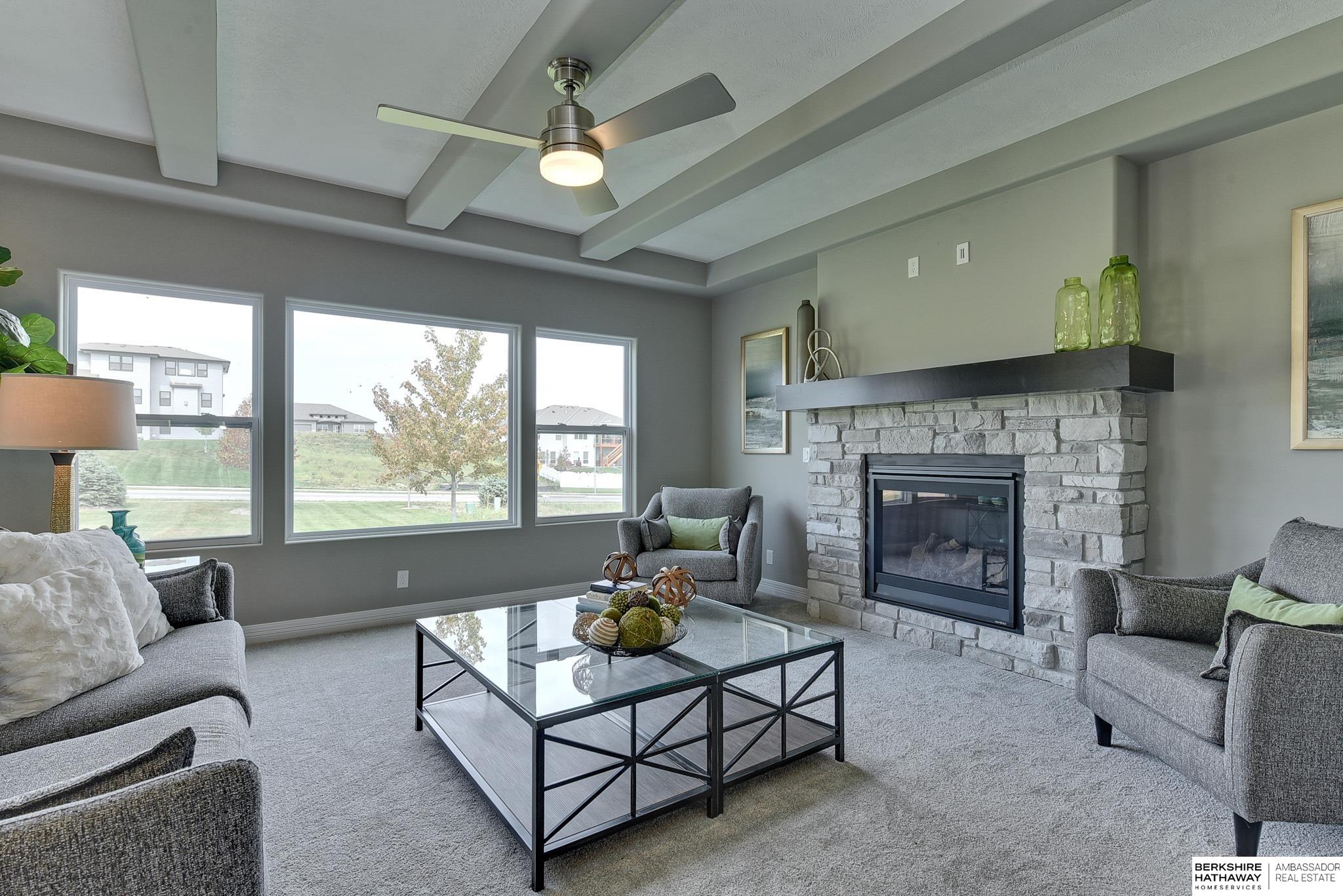 Omaha, Nebraska 68135, United States, 4 Bedrooms Bedrooms, ,3 BathroomsBathrooms,Residential,Pending,56359