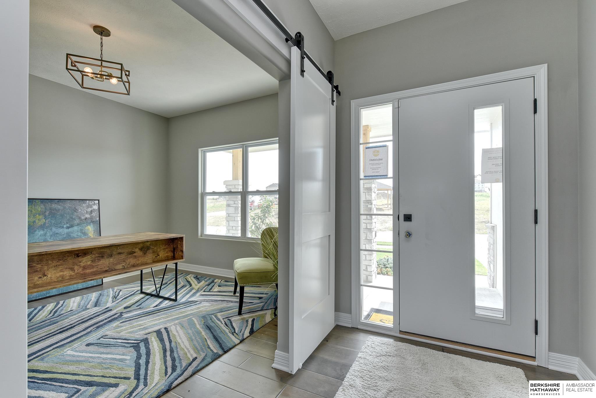 Omaha, Nebraska 68135, United States, 4 Bedrooms Bedrooms, ,3 BathroomsBathrooms,Residential,Pending,56359