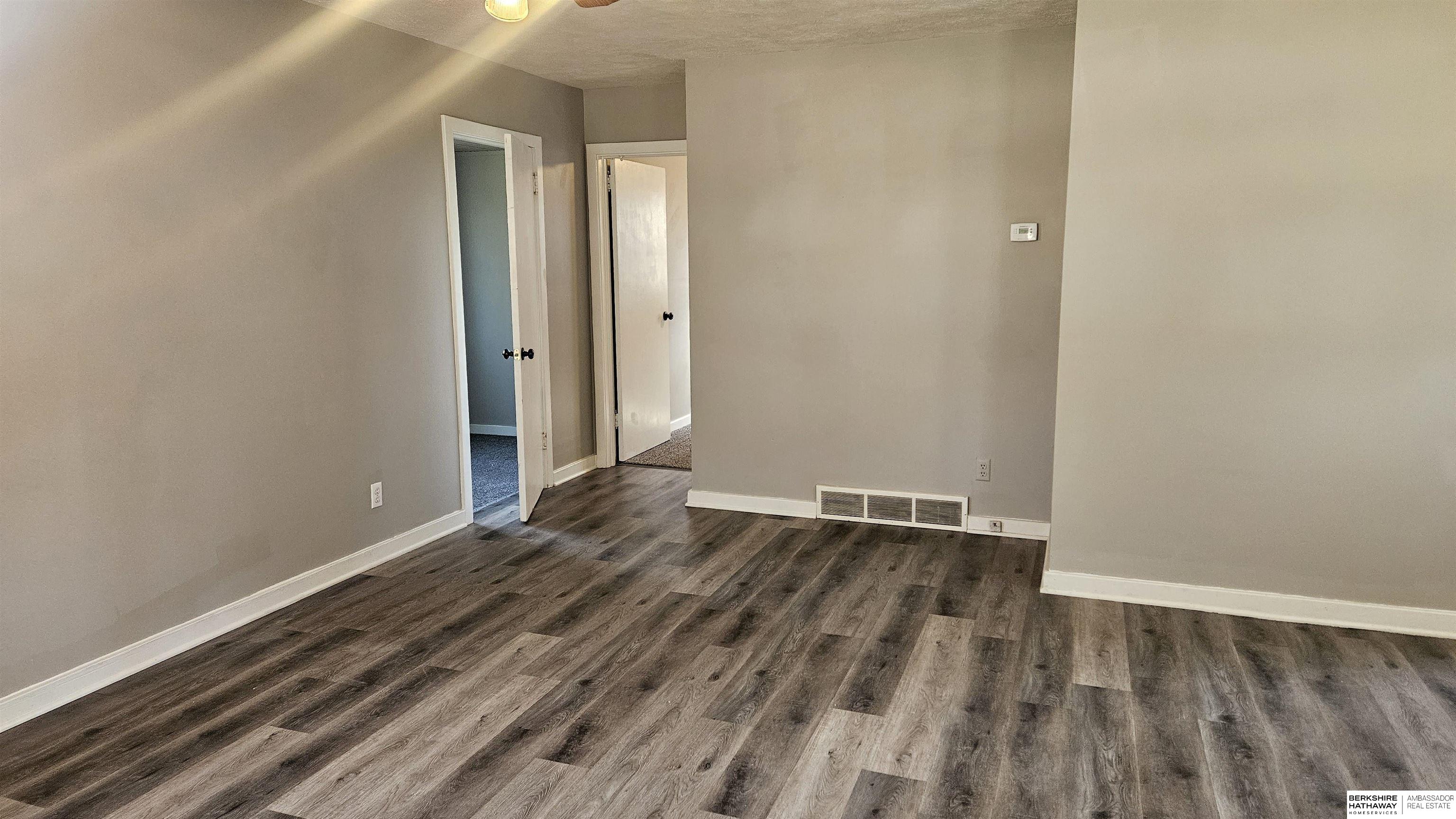 Wahoo, Nebraska 68066, United States, 2 Bedrooms Bedrooms, ,1 BathroomBathrooms,Residential,Pending,110459