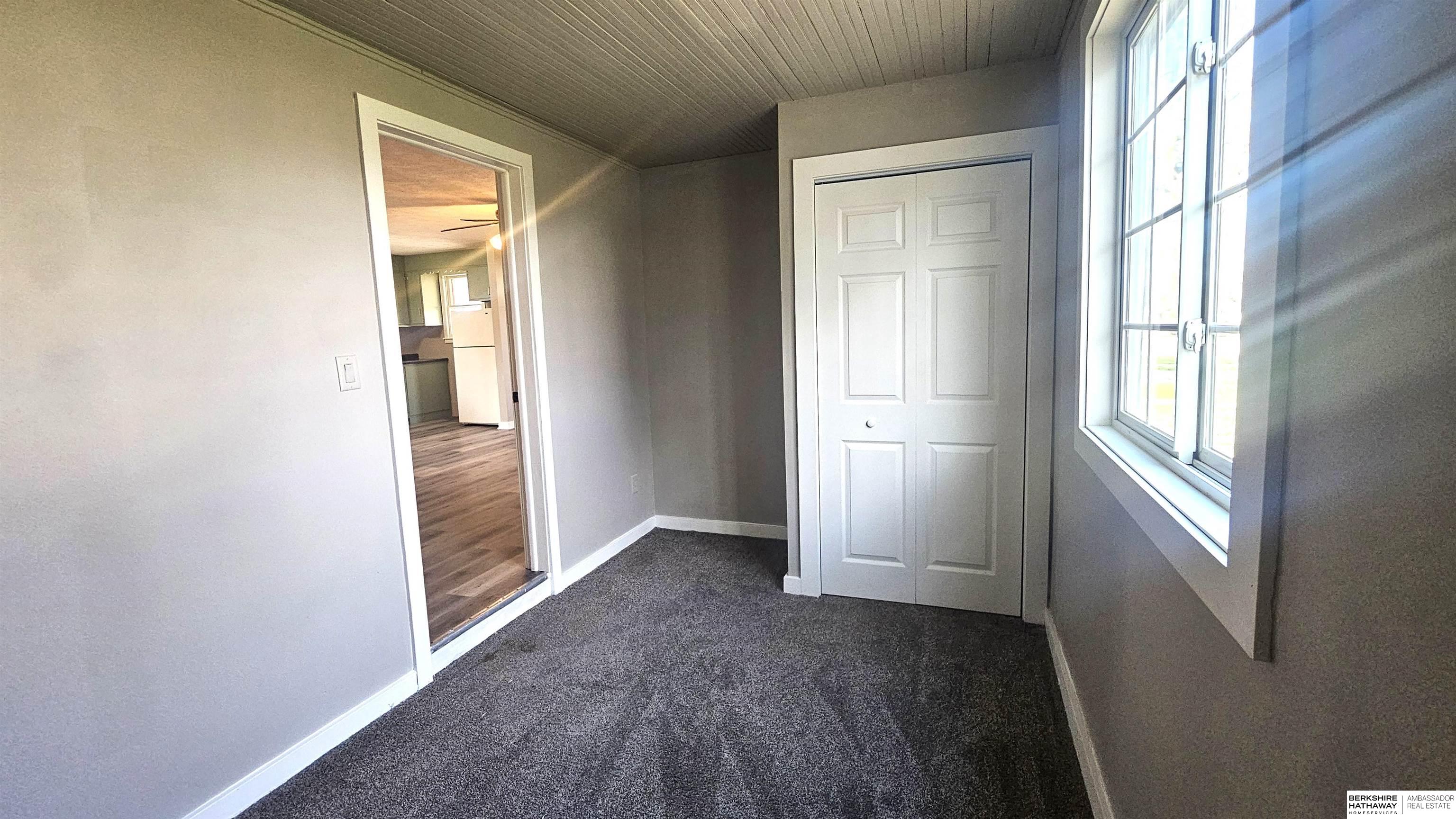 Wahoo, Nebraska 68066, United States, 2 Bedrooms Bedrooms, ,1 BathroomBathrooms,Residential,Pending,110459