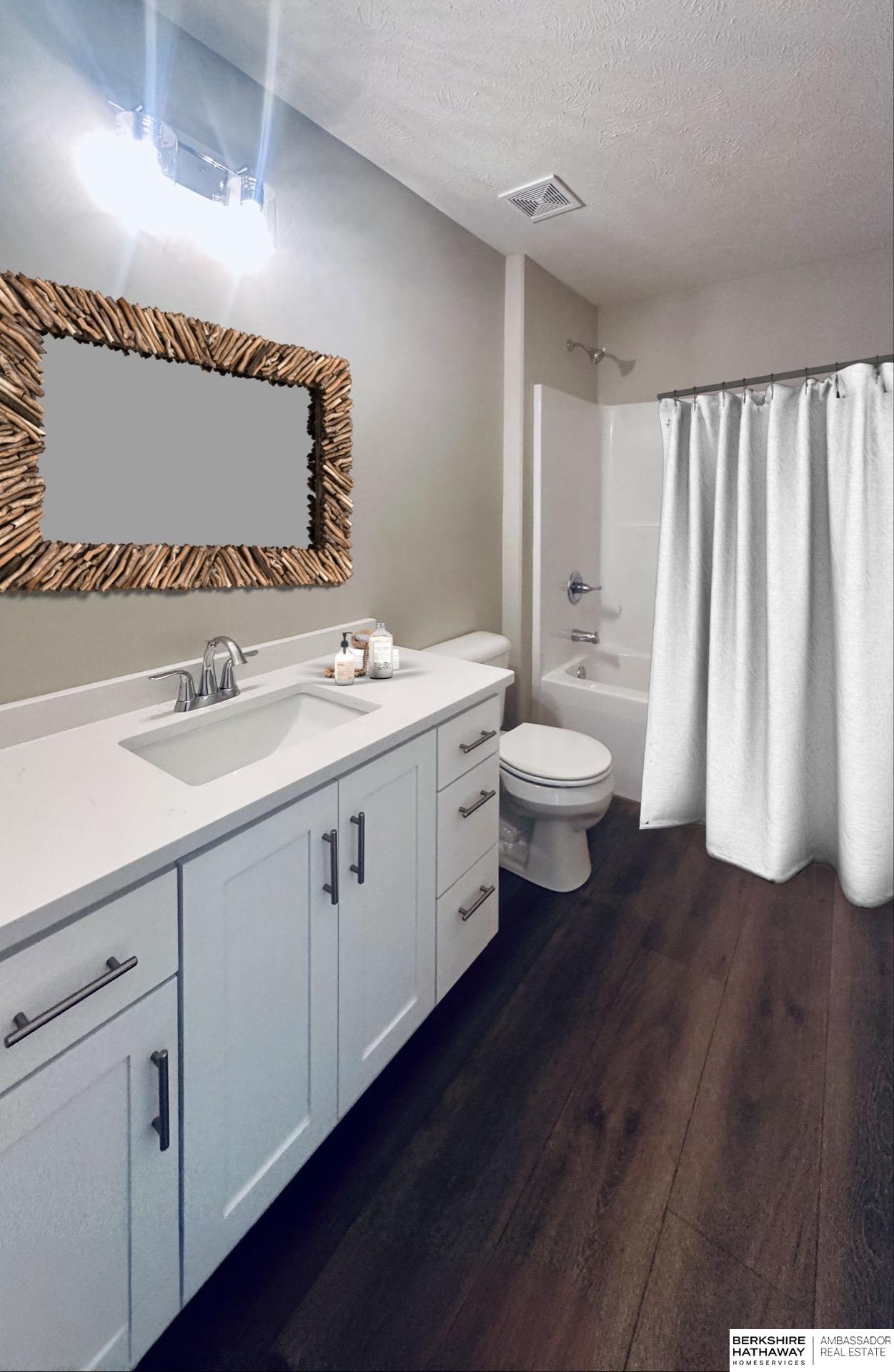 Bennington, Nebraska 68007, United States, 2 Bedrooms Bedrooms, ,2 BathroomsBathrooms,Residential,Active,49025