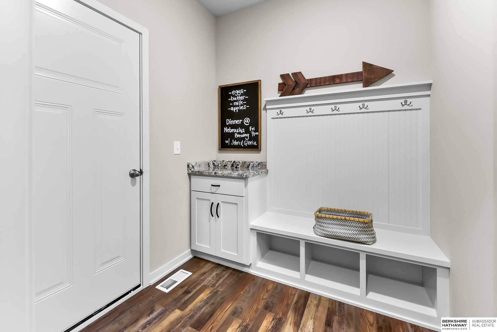 Bellevue, Nebraska 68123, United States, 3 Bedrooms Bedrooms, ,2 BathroomsBathrooms,Residential,Active,73265