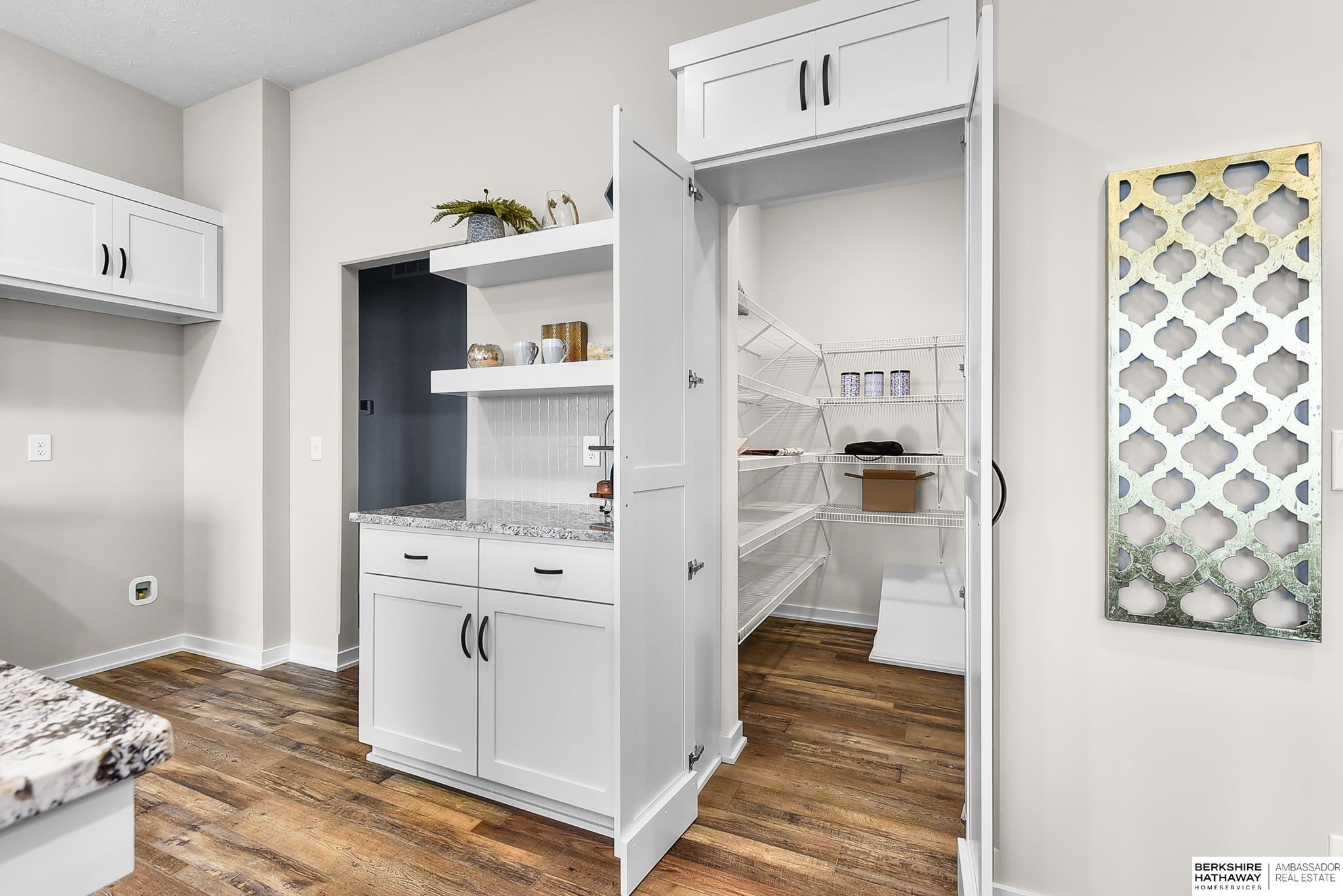 Bellevue, Nebraska 68123, United States, 3 Bedrooms Bedrooms, ,2 BathroomsBathrooms,Residential,Active,73265