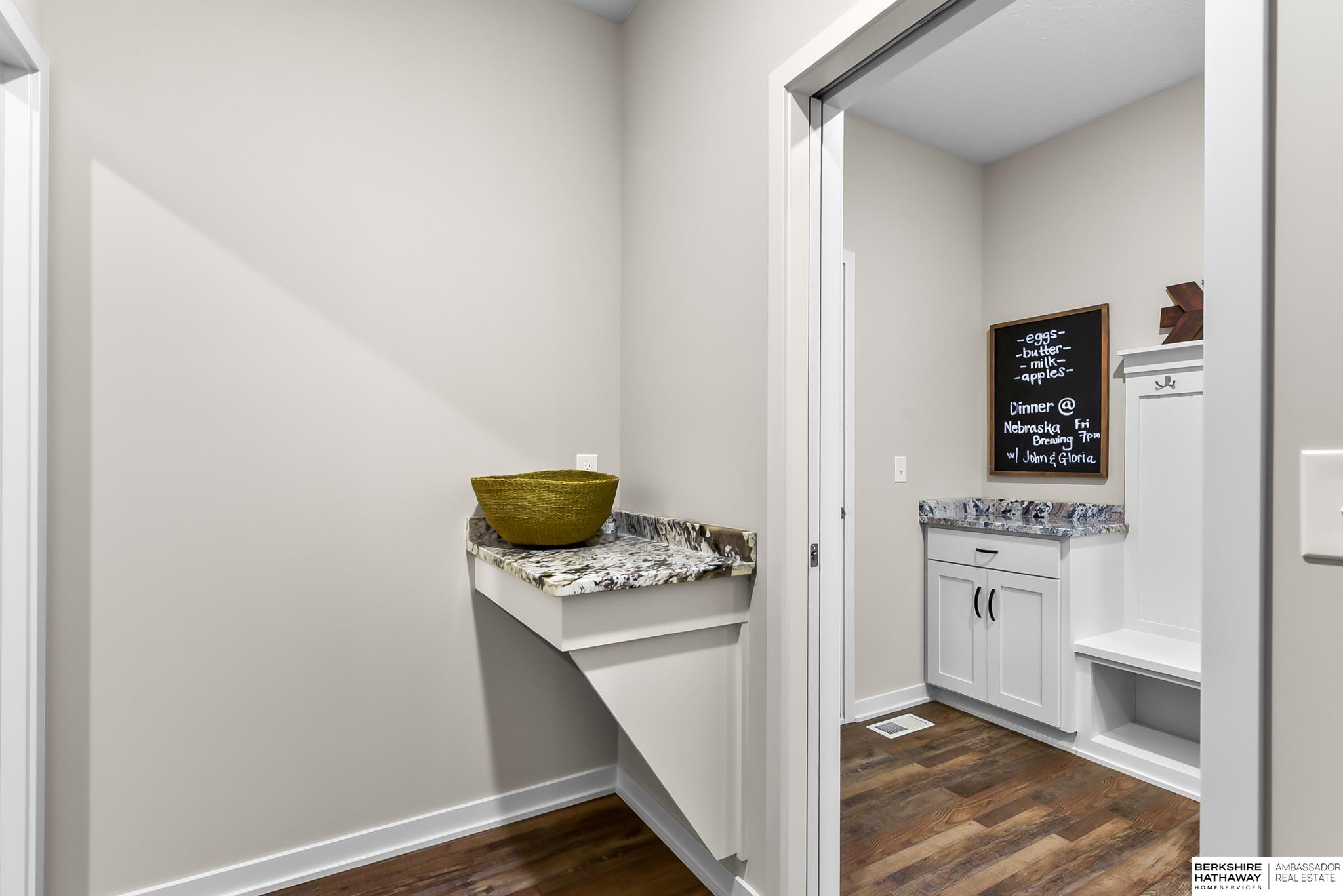 Bellevue, Nebraska 68123, United States, 3 Bedrooms Bedrooms, ,2 BathroomsBathrooms,Residential,Active,73265