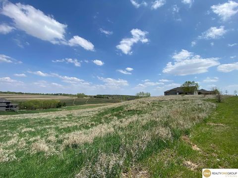 MLS: 22506830