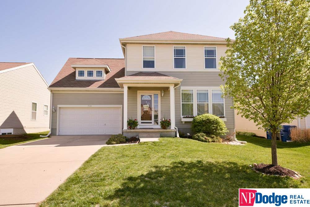 Photo 1 of 44 — 7911 N 152 Avenue, Omaha, NE 68007