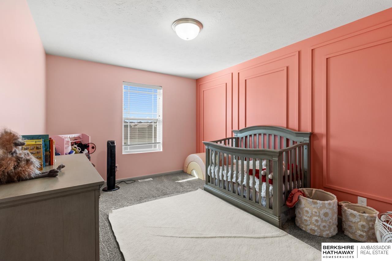 Omaha, Nebraska 68022, United States, 5 Bedrooms Bedrooms, ,4 BathroomsBathrooms,Residential,Active,92520