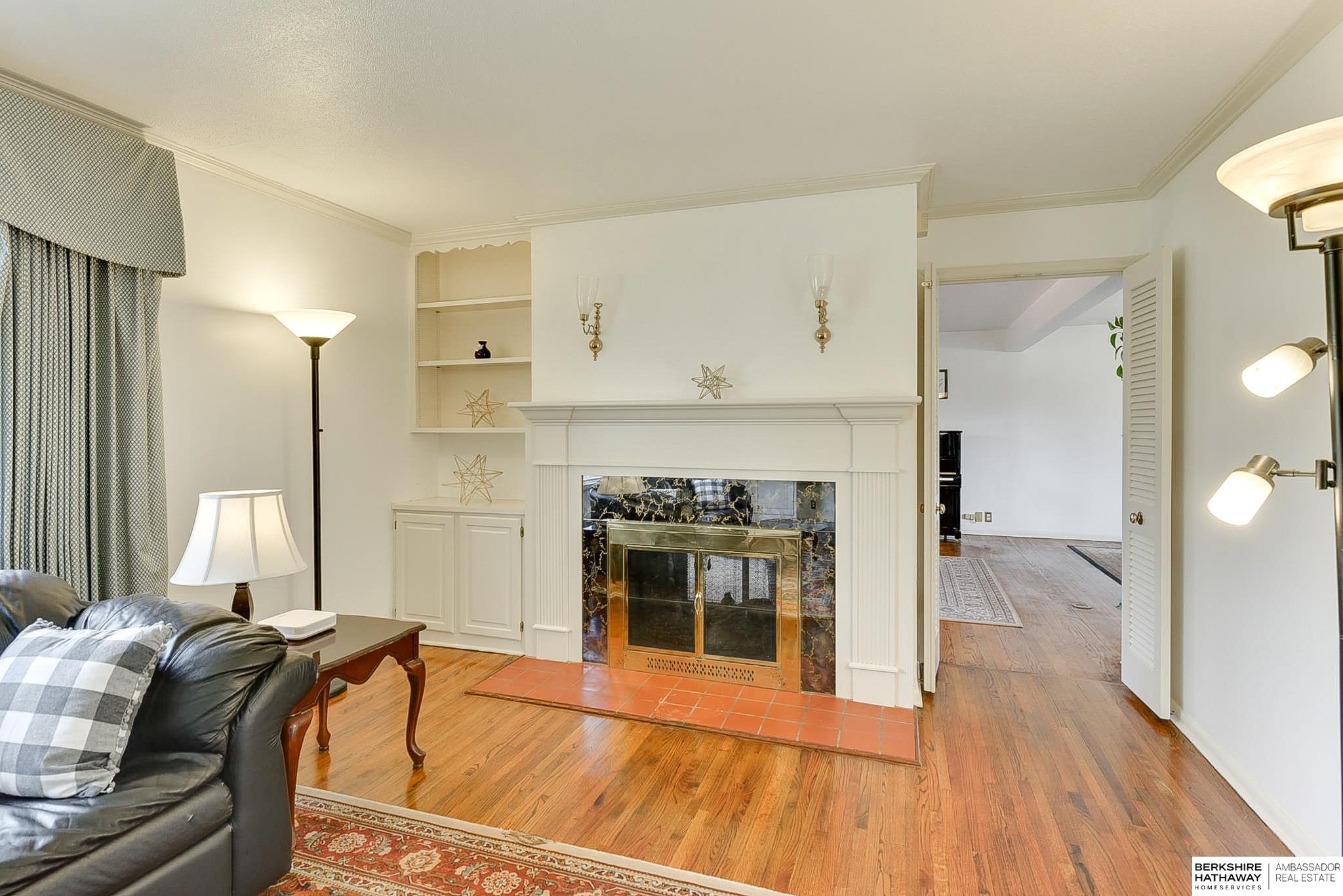 Omaha, Nebraska 68124, United States, 4 Bedrooms Bedrooms, ,3 BathroomsBathrooms,Residential,Pending,107005