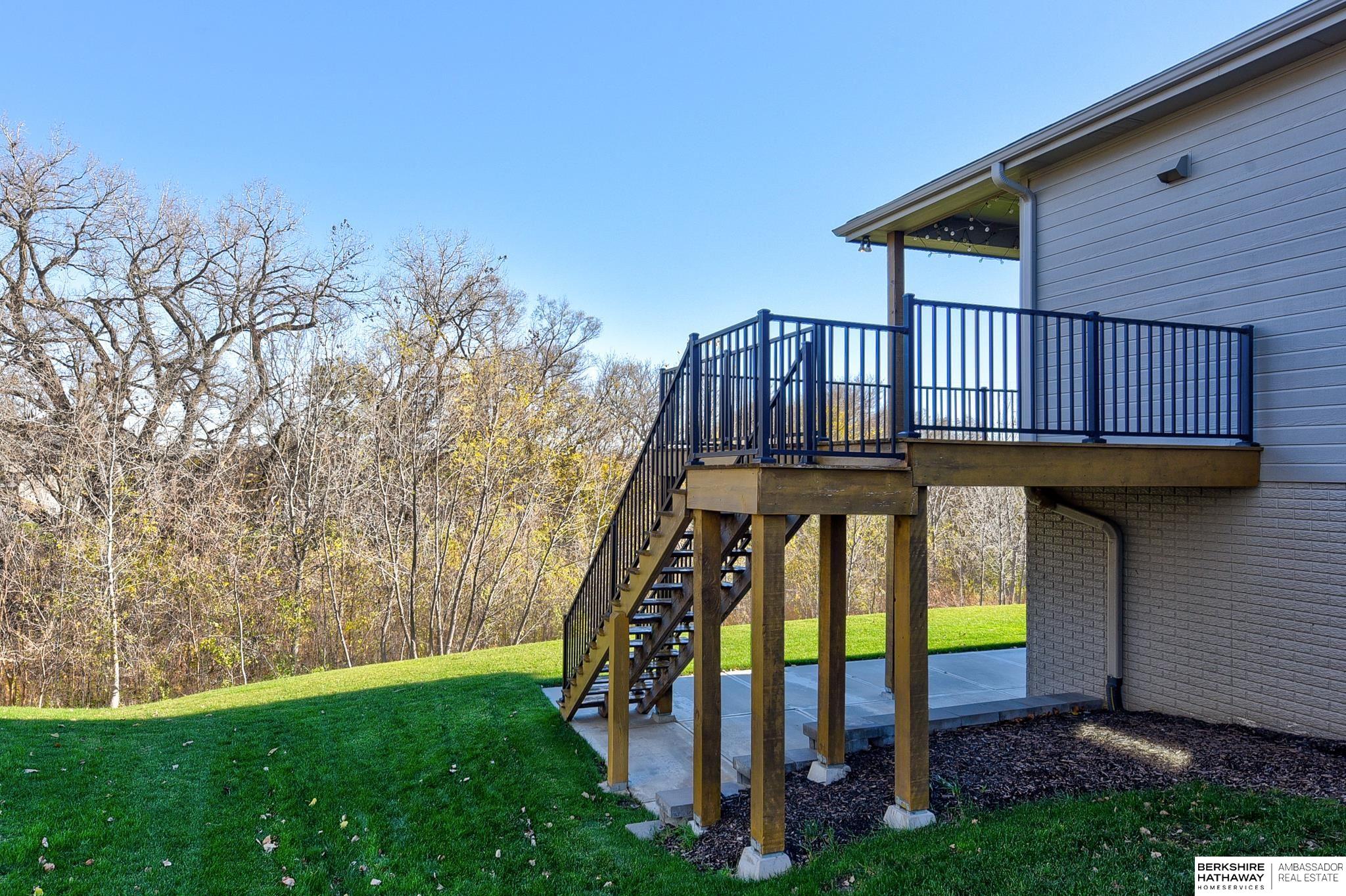 Elkhorn, Nebraska 68022, United States, 5 Bedrooms Bedrooms, ,4 BathroomsBathrooms,Residential,Pending,22632