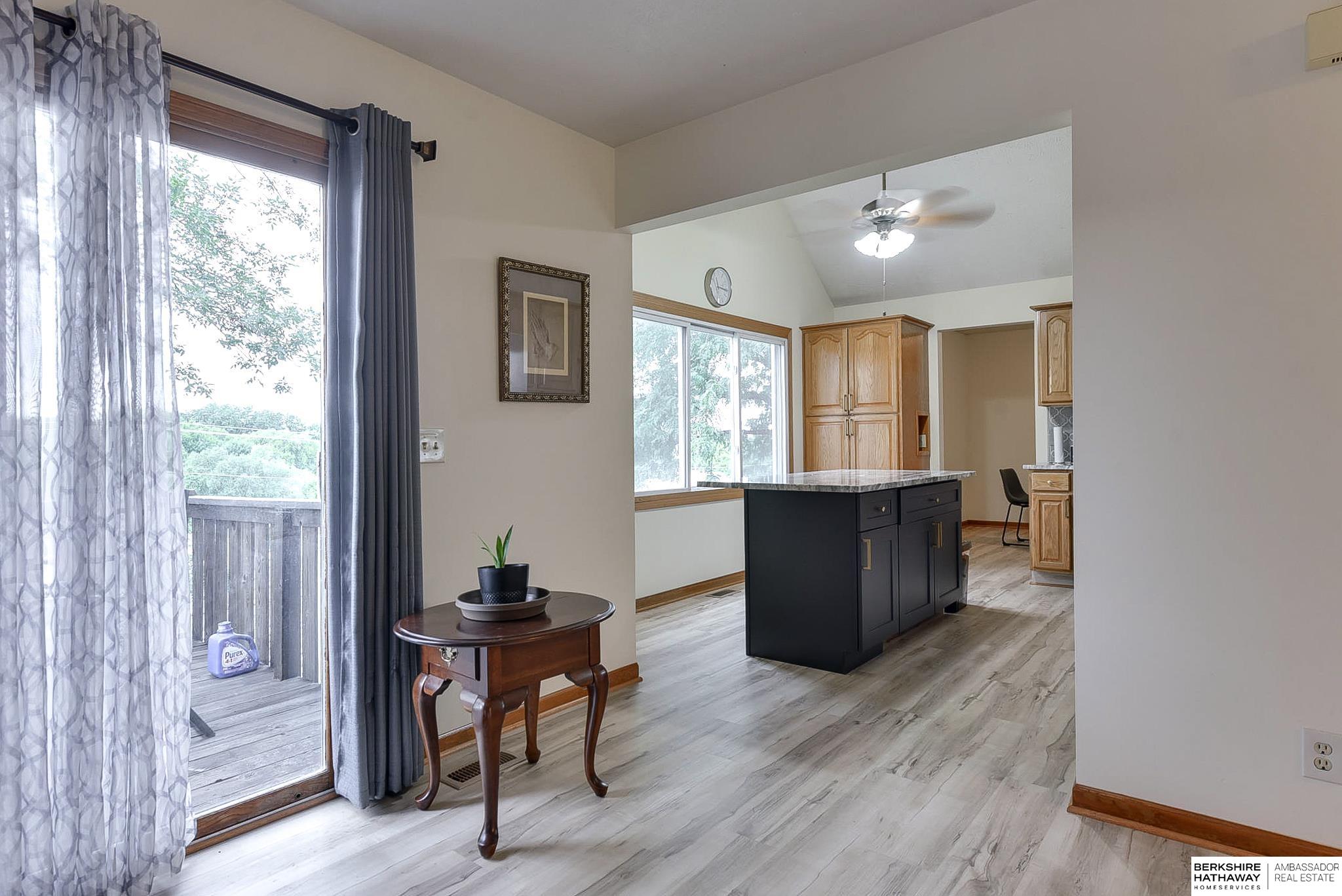 Omaha, Nebraska 68154, United States, 3 Bedrooms Bedrooms, ,4 BathroomsBathrooms,Residential,Pending,14770