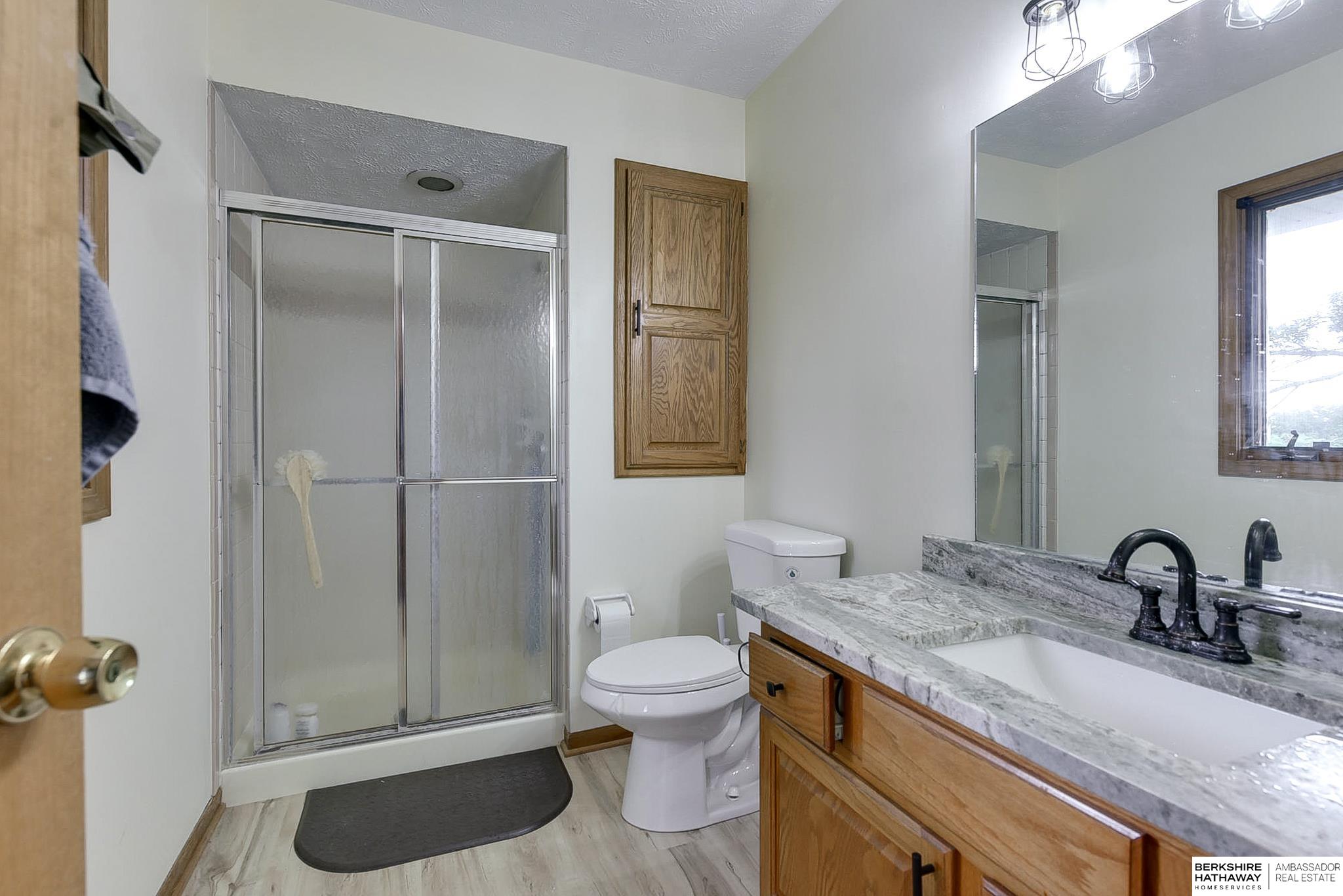 Omaha, Nebraska 68154, United States, 3 Bedrooms Bedrooms, ,4 BathroomsBathrooms,Residential,Pending,14770