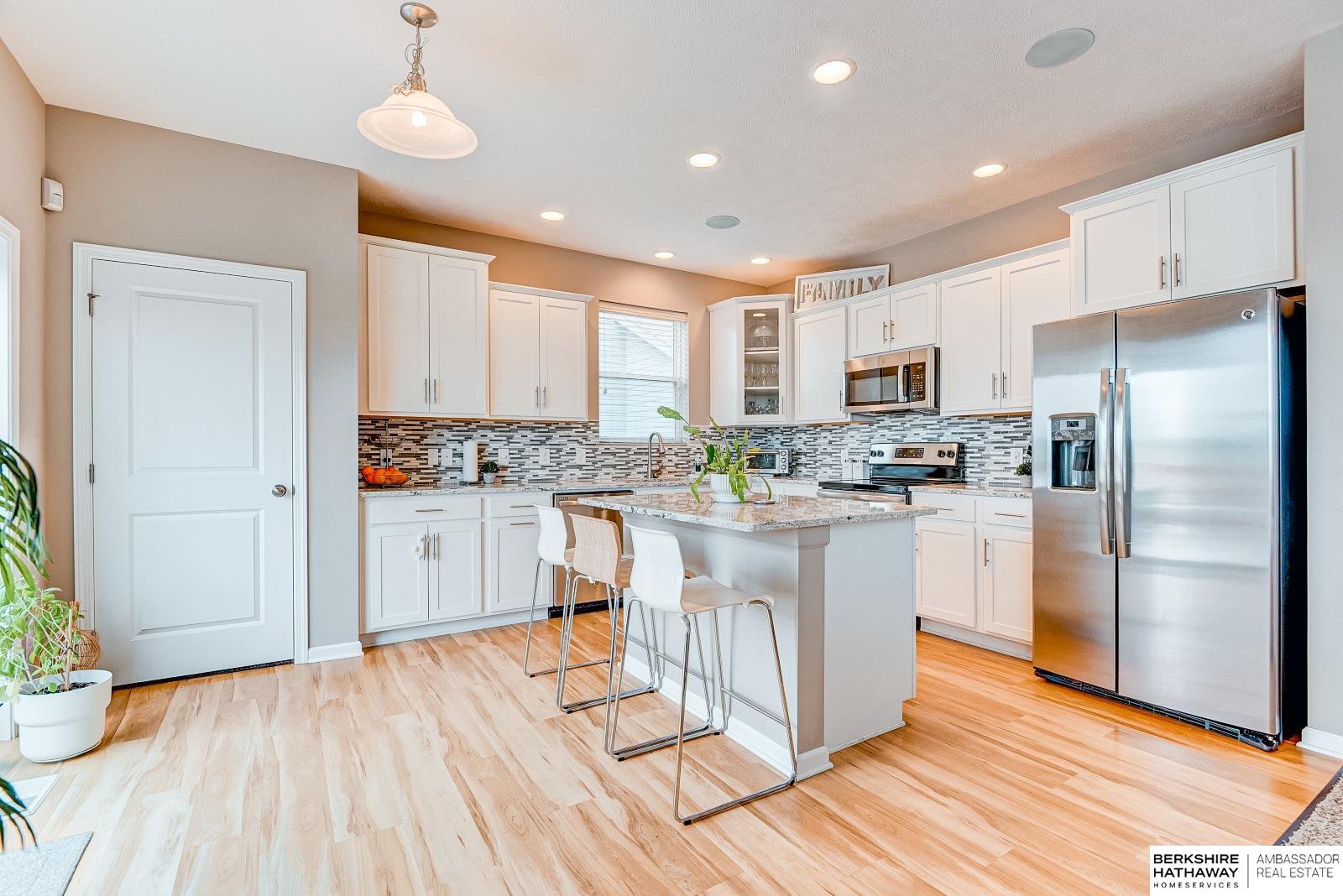 Bennington, Nebraska 68007, United States, 5 Bedrooms Bedrooms, ,4 BathroomsBathrooms,Residential,Active,107851