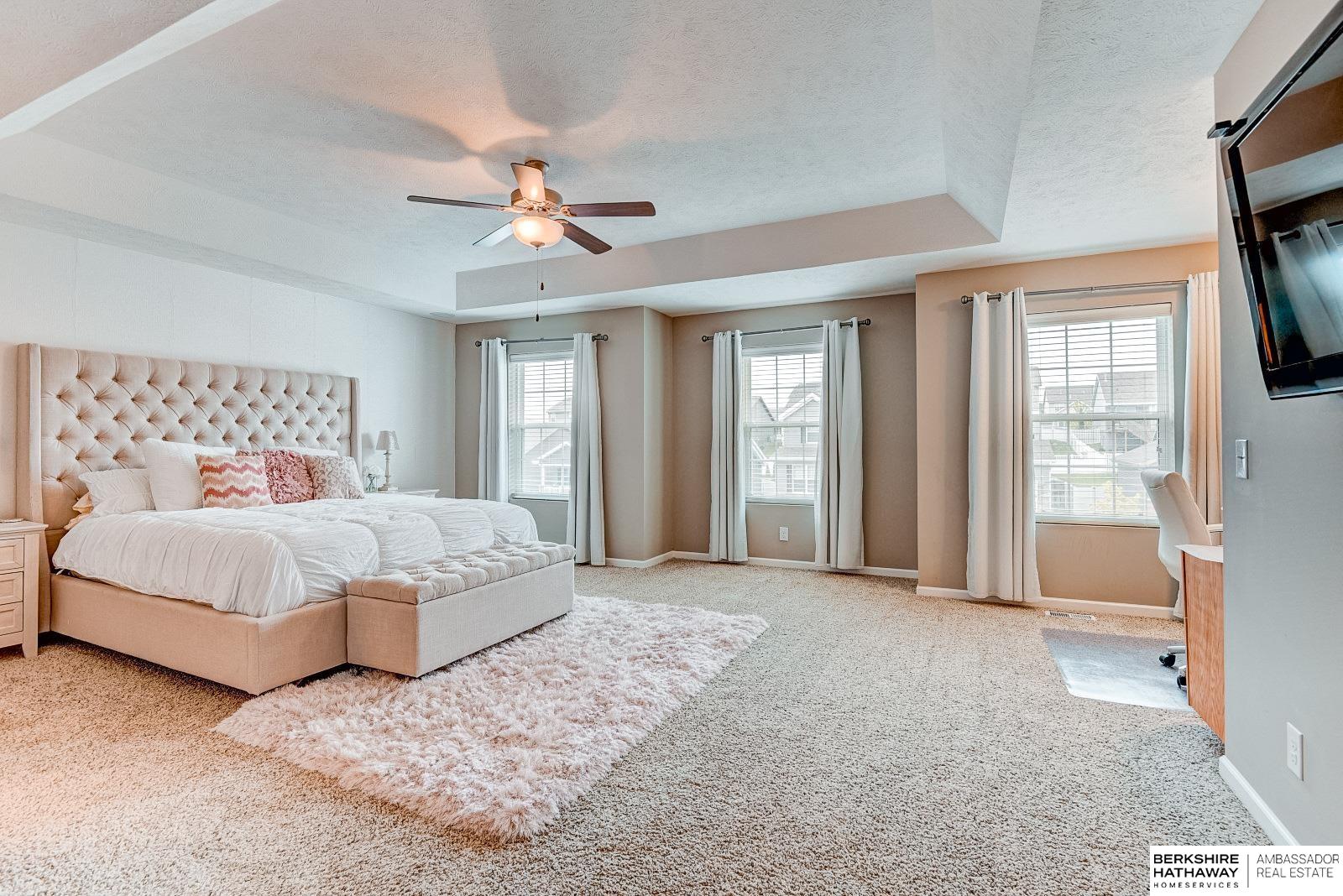 Bennington, Nebraska 68007, United States, 5 Bedrooms Bedrooms, ,4 BathroomsBathrooms,Residential,Active,107851