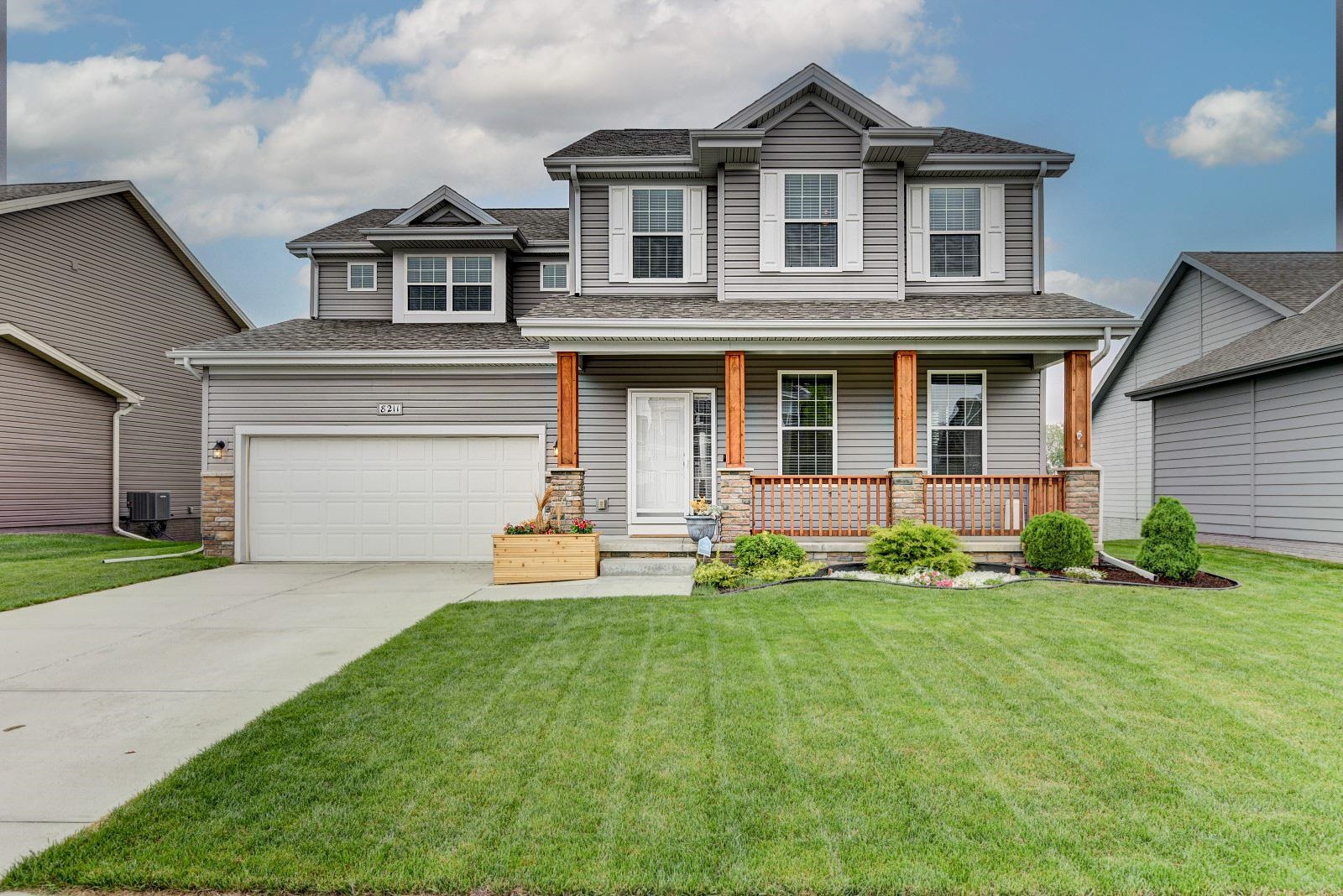 Bennington, Nebraska 68007, United States, 5 Bedrooms Bedrooms, ,4 BathroomsBathrooms,Residential,Active,107851