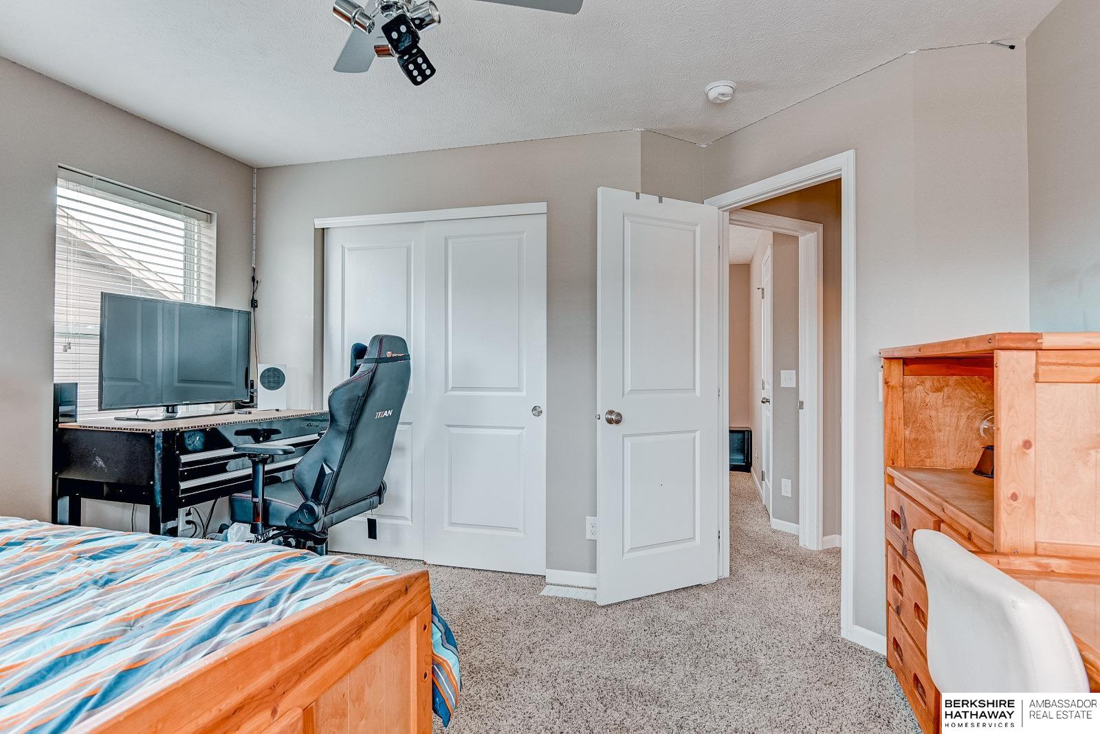 Bennington, Nebraska 68007, United States, 5 Bedrooms Bedrooms, ,4 BathroomsBathrooms,Residential,Active,107851