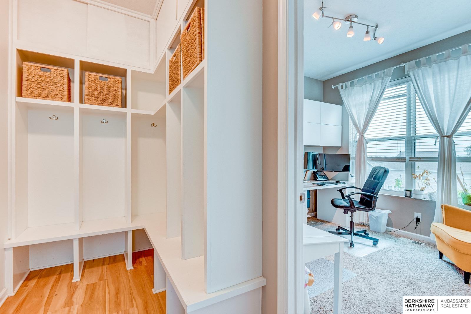 Bennington, Nebraska 68007, United States, 5 Bedrooms Bedrooms, ,4 BathroomsBathrooms,Residential,Active,107851