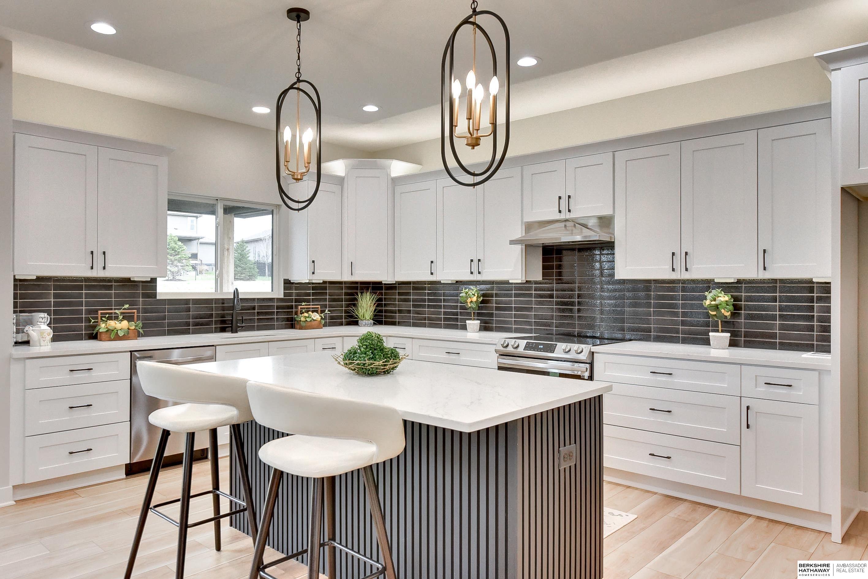 Omaha, Nebraska 68136, United States, 5 Bedrooms Bedrooms, ,4 BathroomsBathrooms,Residential,Active,23366