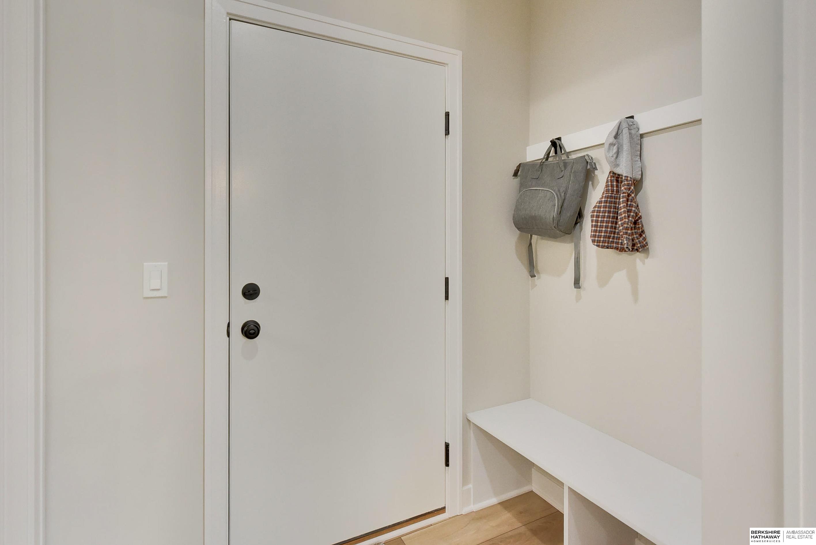 Omaha, Nebraska 68136, United States, 5 Bedrooms Bedrooms, ,4 BathroomsBathrooms,Residential,Active,23366