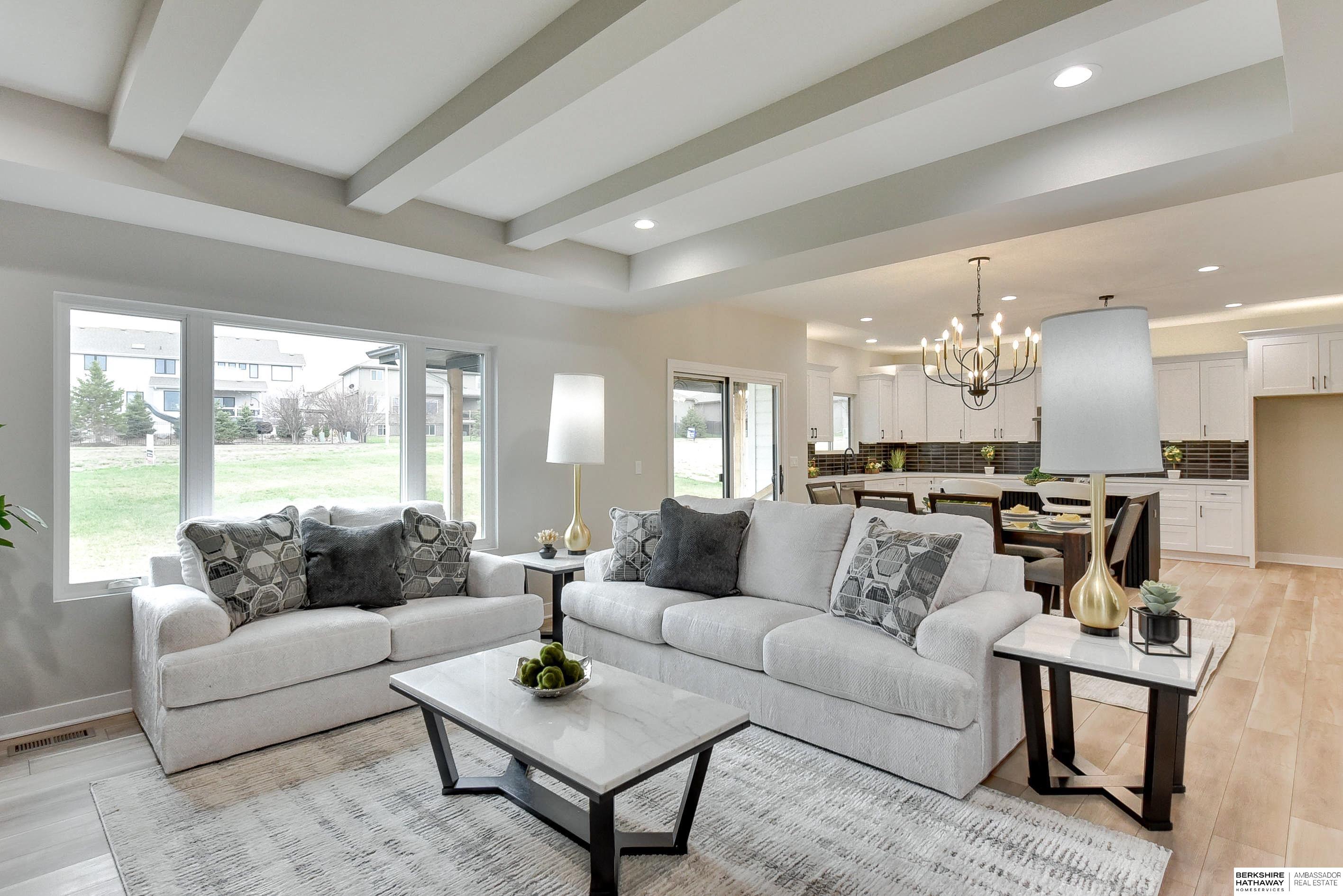 Omaha, Nebraska 68136, United States, 5 Bedrooms Bedrooms, ,4 BathroomsBathrooms,Residential,Active,23366