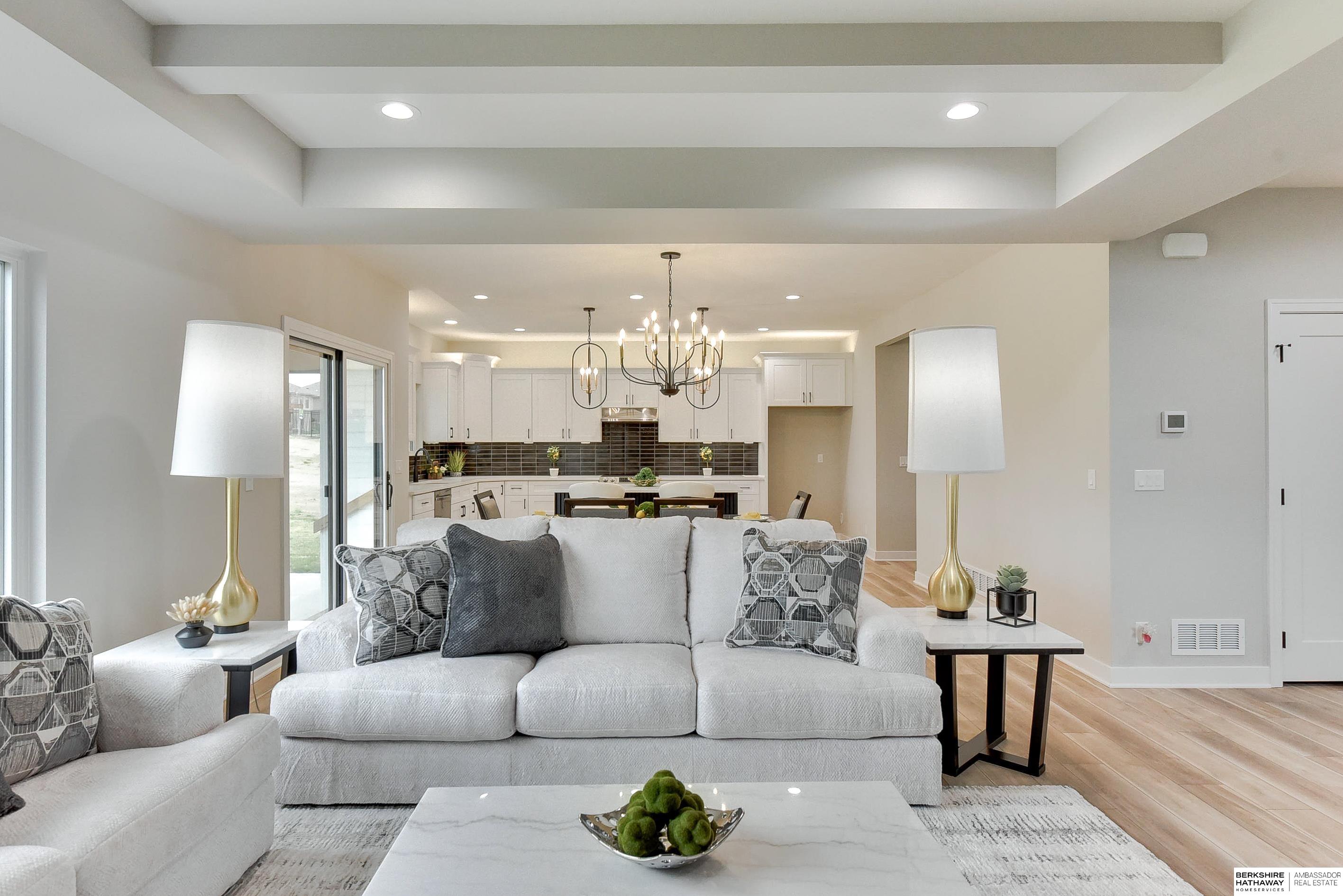 Omaha, Nebraska 68136, United States, 5 Bedrooms Bedrooms, ,4 BathroomsBathrooms,Residential,Active,23366