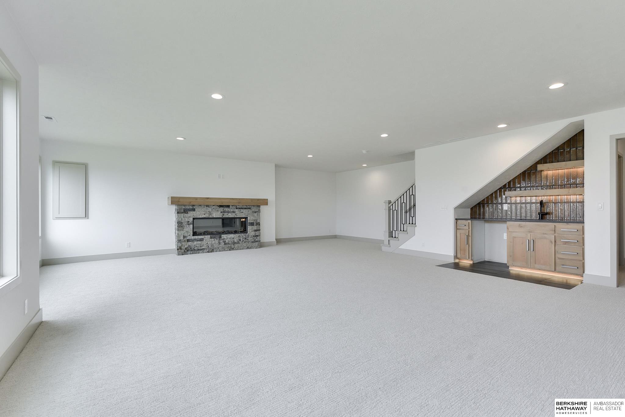 Omaha, Nebraska 68137, United States, 4 Bedrooms Bedrooms, ,3 BathroomsBathrooms,Residential,Active,45611