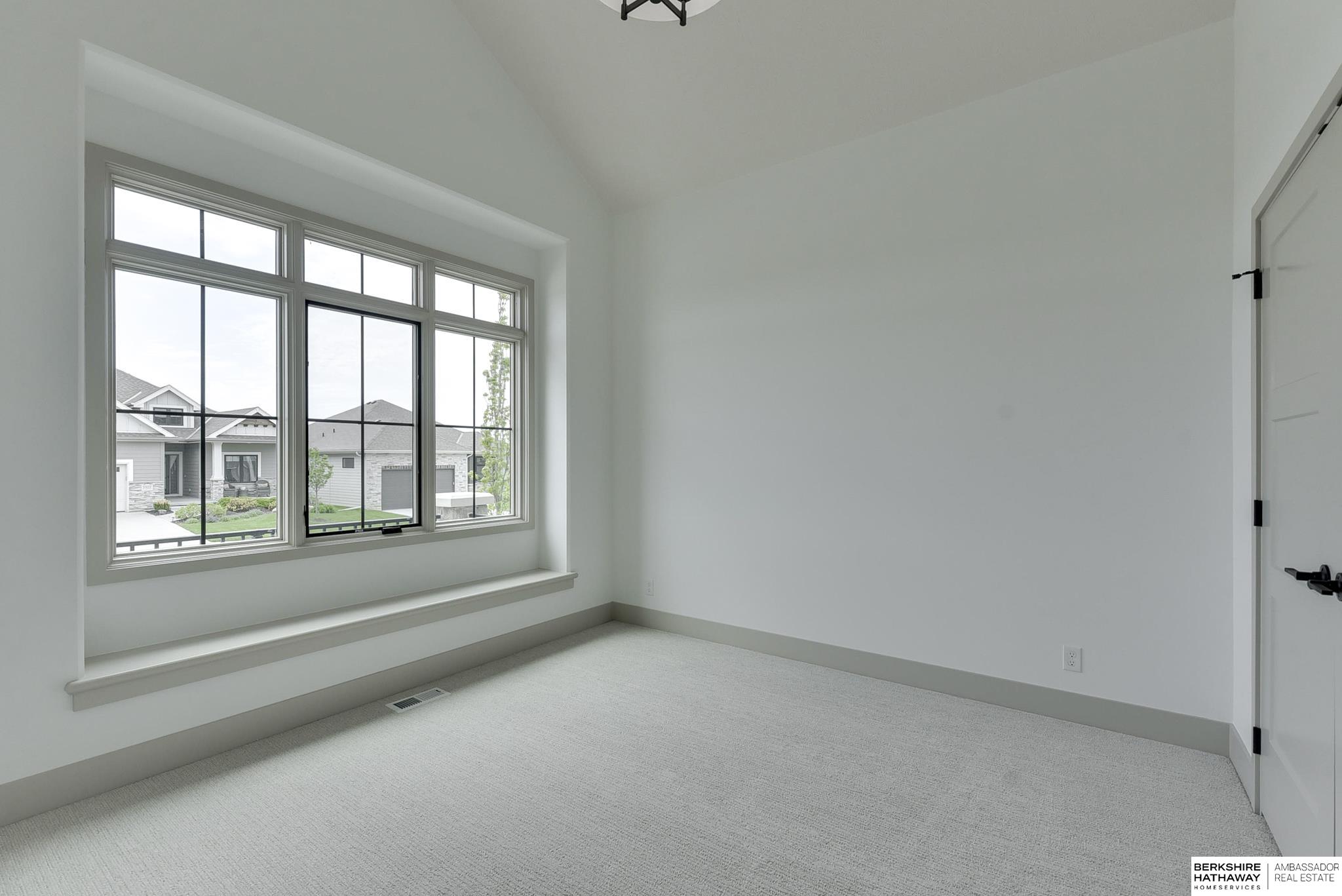 Omaha, Nebraska 68137, United States, 4 Bedrooms Bedrooms, ,3 BathroomsBathrooms,Residential,Active,45611