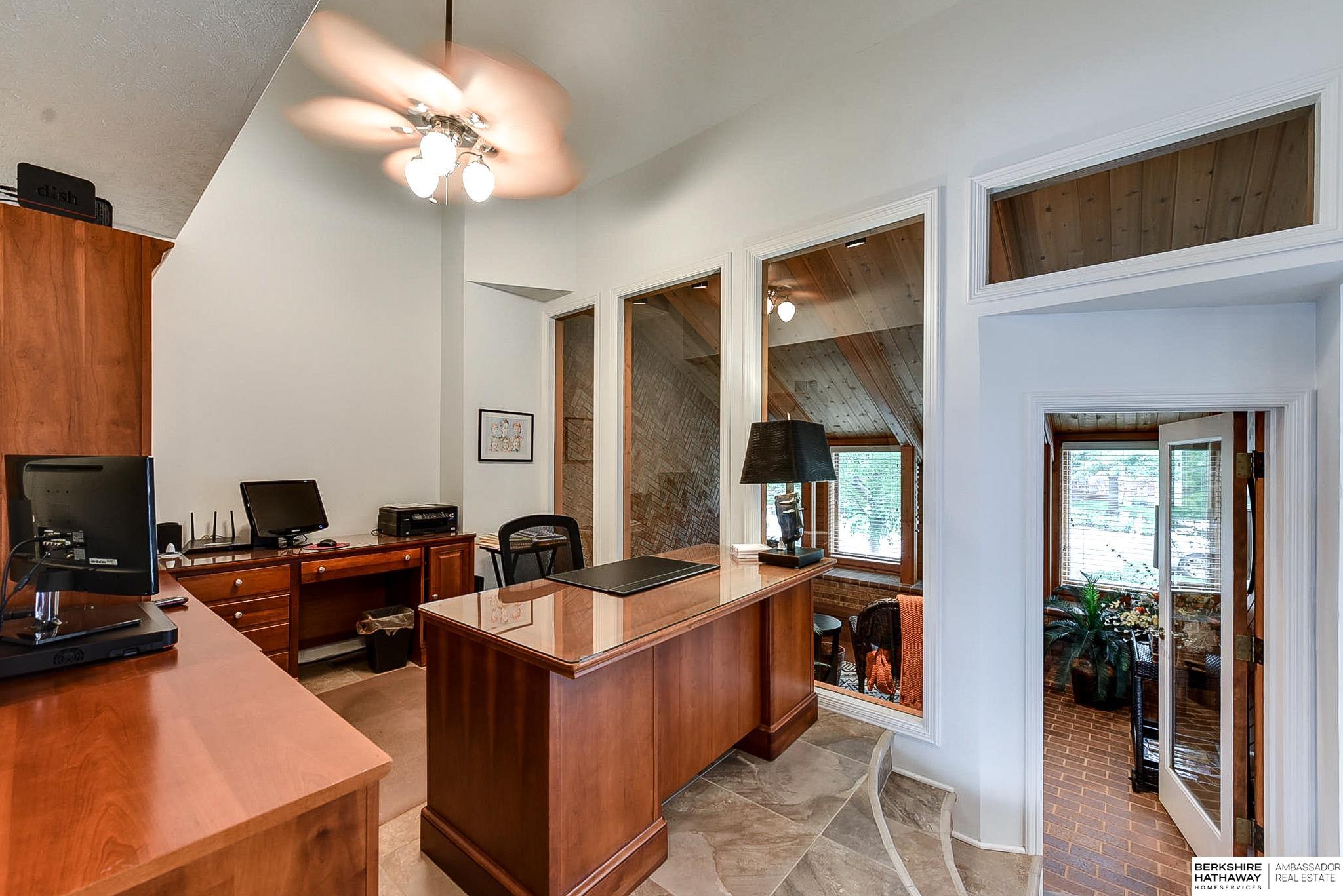 Valley, Nebraska 68064, United States, 3 Bedrooms Bedrooms, ,4 BathroomsBathrooms,Residential,Pending,83596