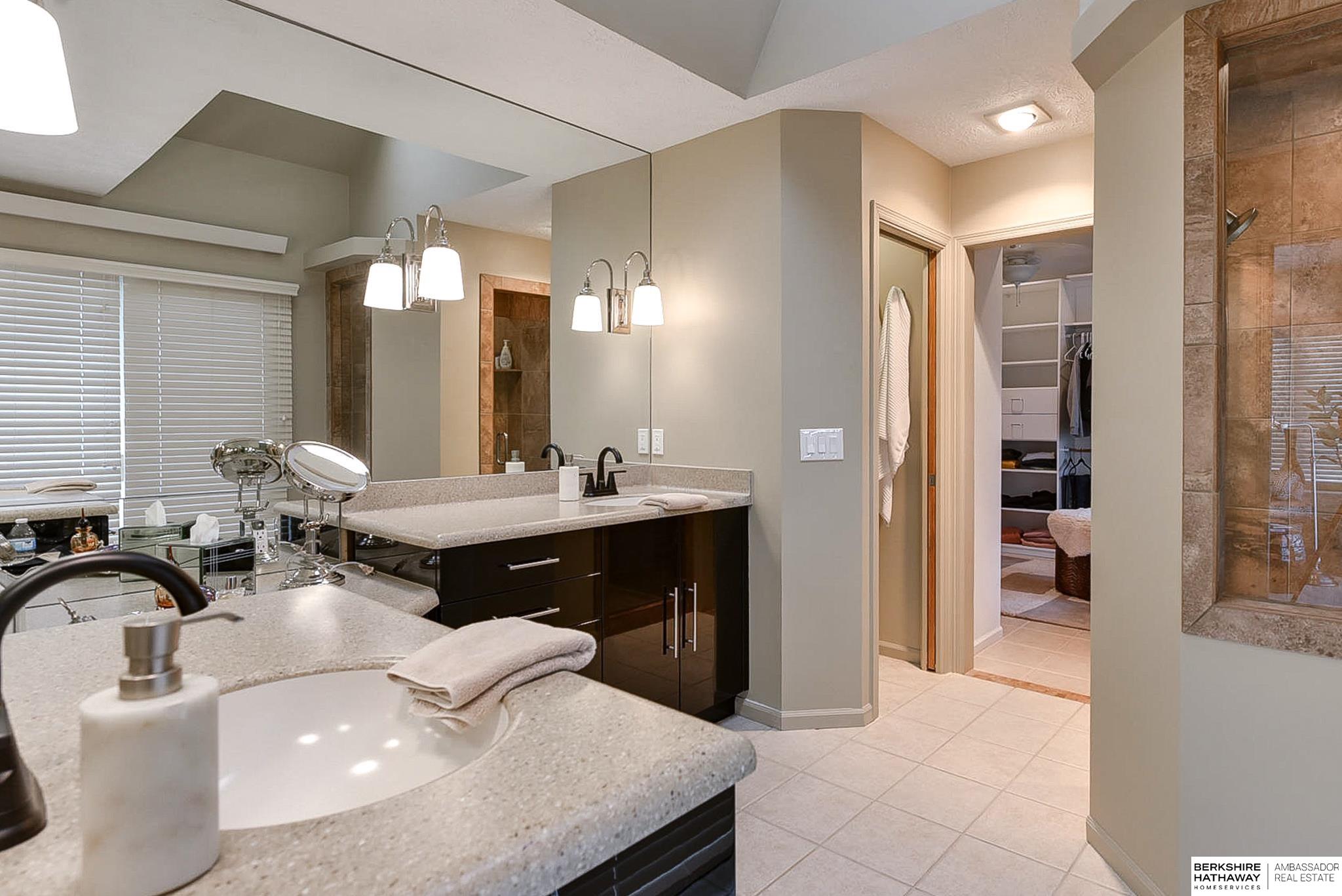 Valley, Nebraska 68064, United States, 3 Bedrooms Bedrooms, ,4 BathroomsBathrooms,Residential,Pending,83596