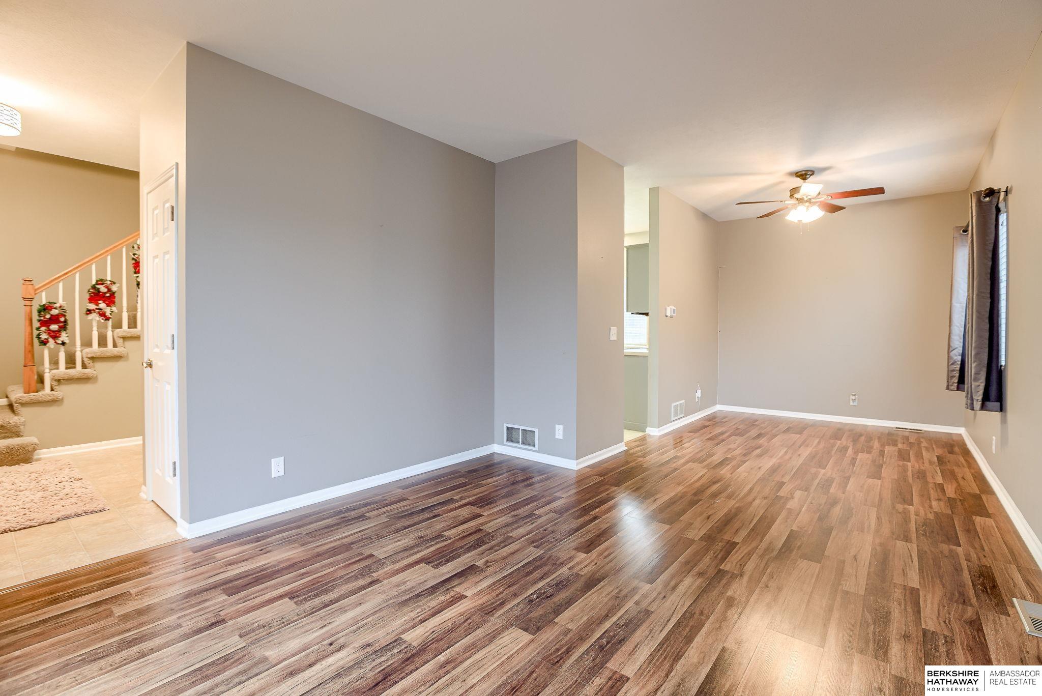 Omaha, Nebraska 68116, United States, 3 Bedrooms Bedrooms, ,4 BathroomsBathrooms,Residential,Active,27603