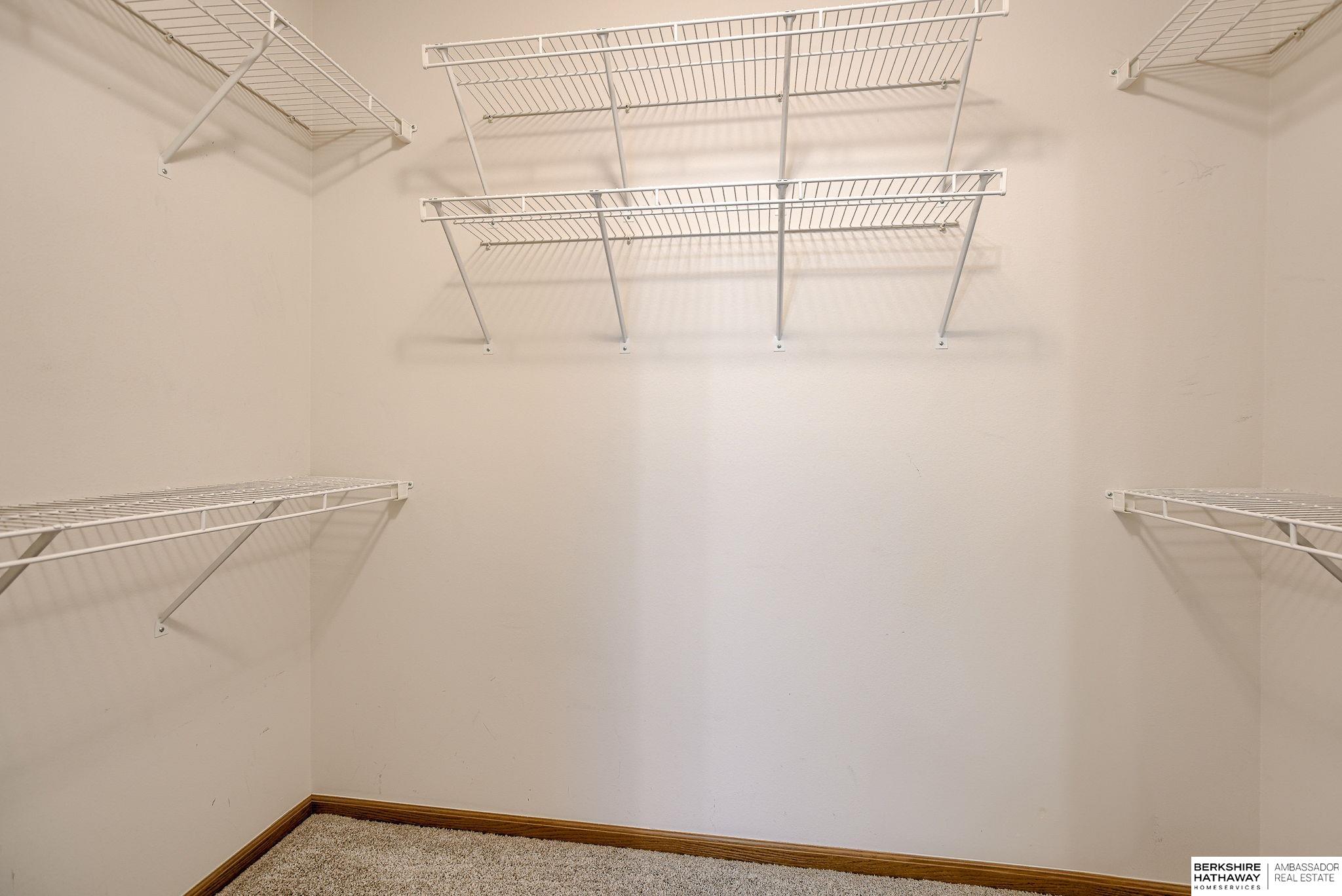 Omaha, Nebraska 68116, United States, 3 Bedrooms Bedrooms, ,4 BathroomsBathrooms,Residential,Active,27603