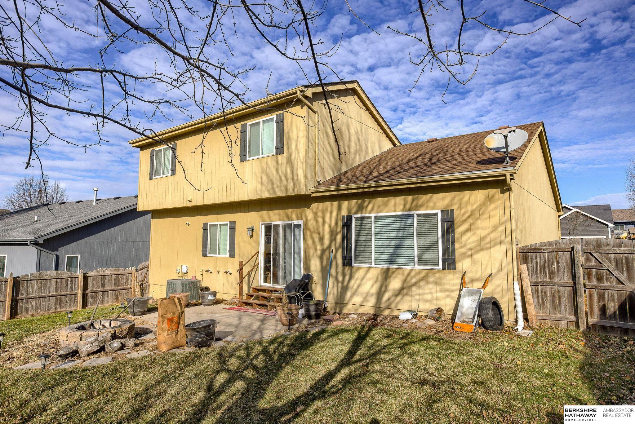 Omaha, Nebraska 68116, United States, 3 Bedrooms Bedrooms, ,4 BathroomsBathrooms,Residential,Active,27603