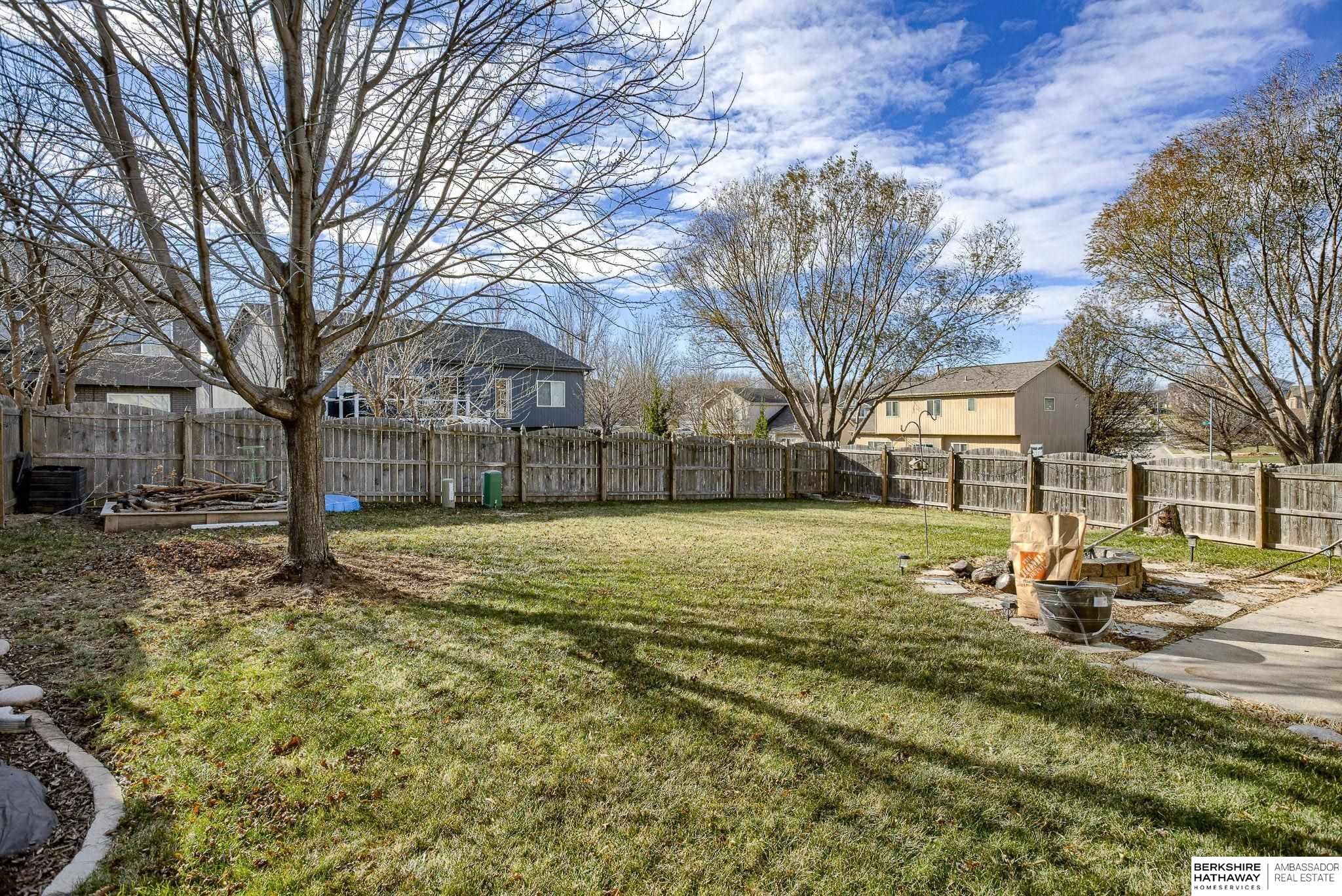 Omaha, Nebraska 68116, United States, 3 Bedrooms Bedrooms, ,4 BathroomsBathrooms,Residential,Active,27603