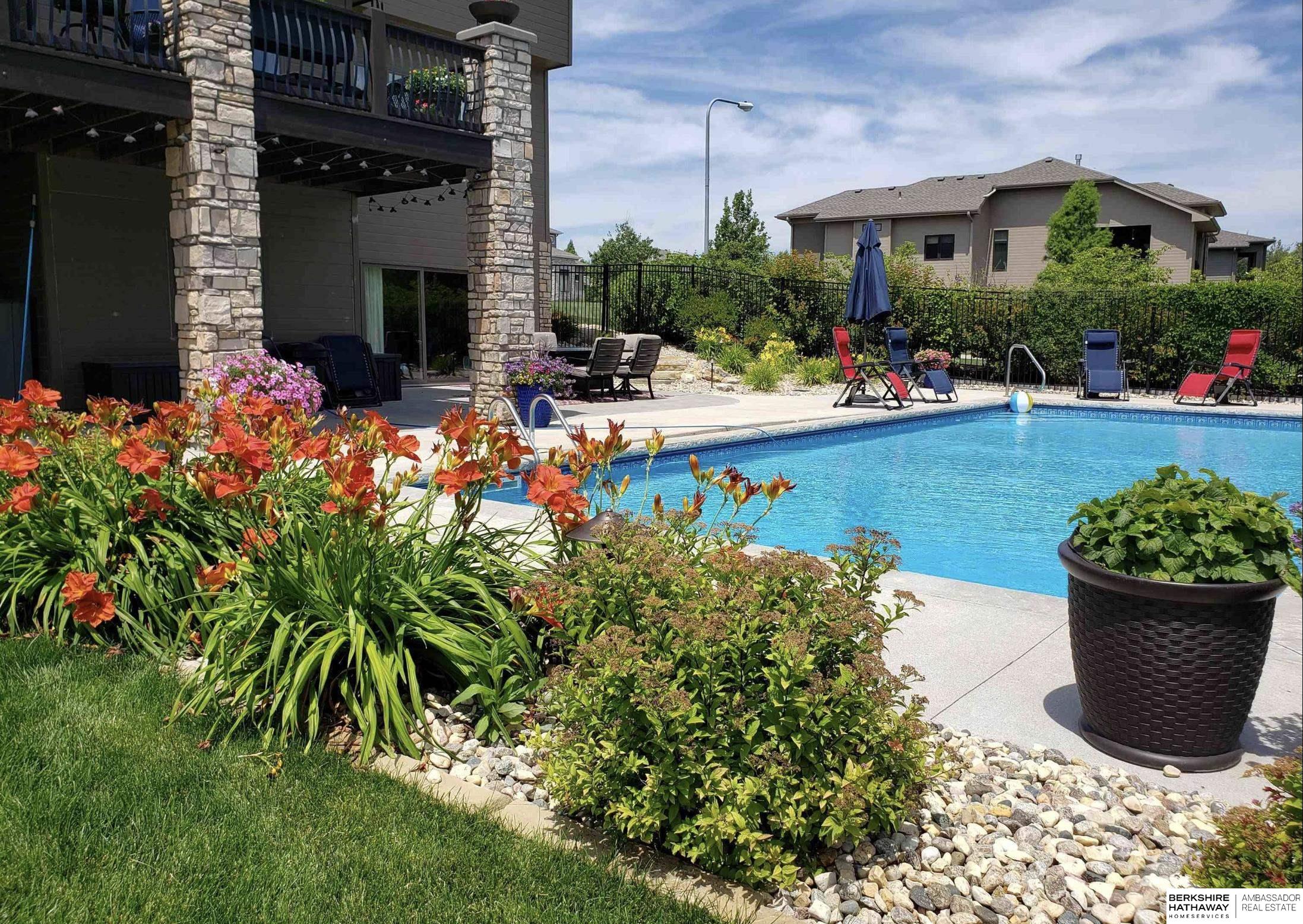 Elkhorn, Nebraska 68022, United States, 6 Bedrooms Bedrooms, ,5 BathroomsBathrooms,Residential,Active,426