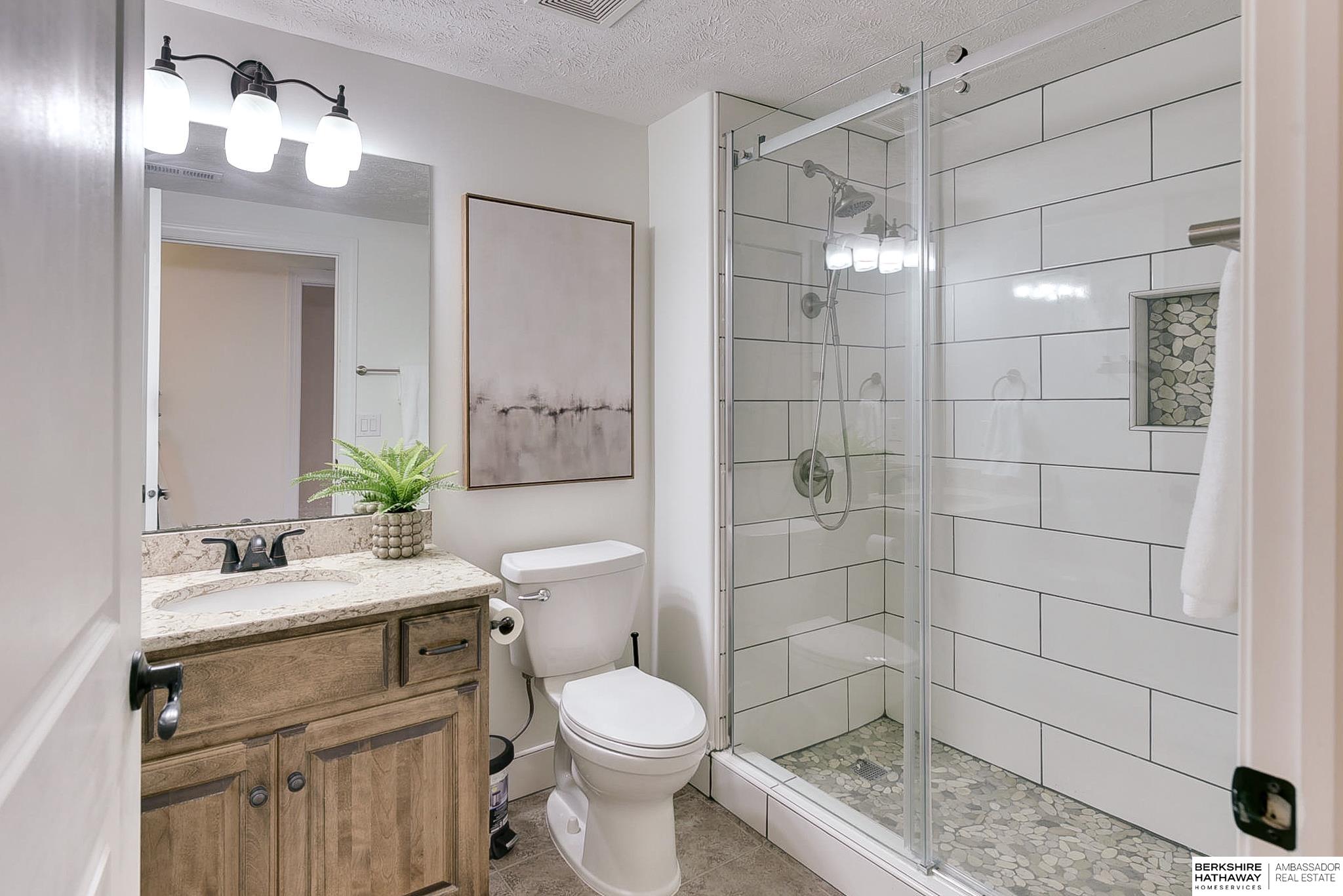 Elkhorn, Nebraska 68022, United States, 6 Bedrooms Bedrooms, ,5 BathroomsBathrooms,Residential,Active,426