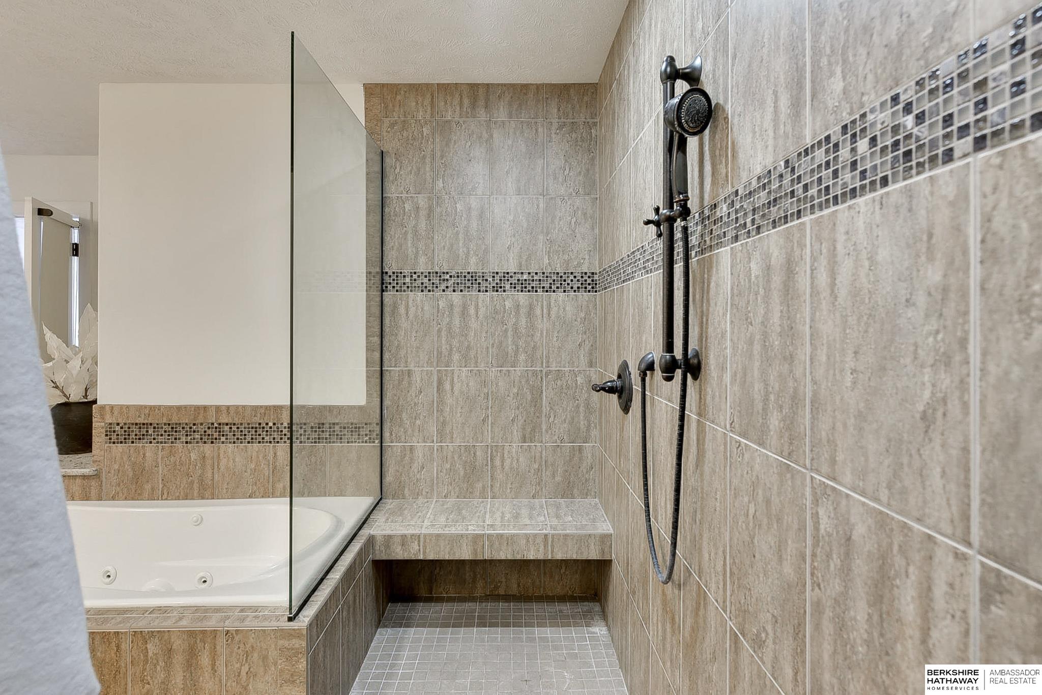 Elkhorn, Nebraska 68022, United States, 6 Bedrooms Bedrooms, ,5 BathroomsBathrooms,Residential,Active,426