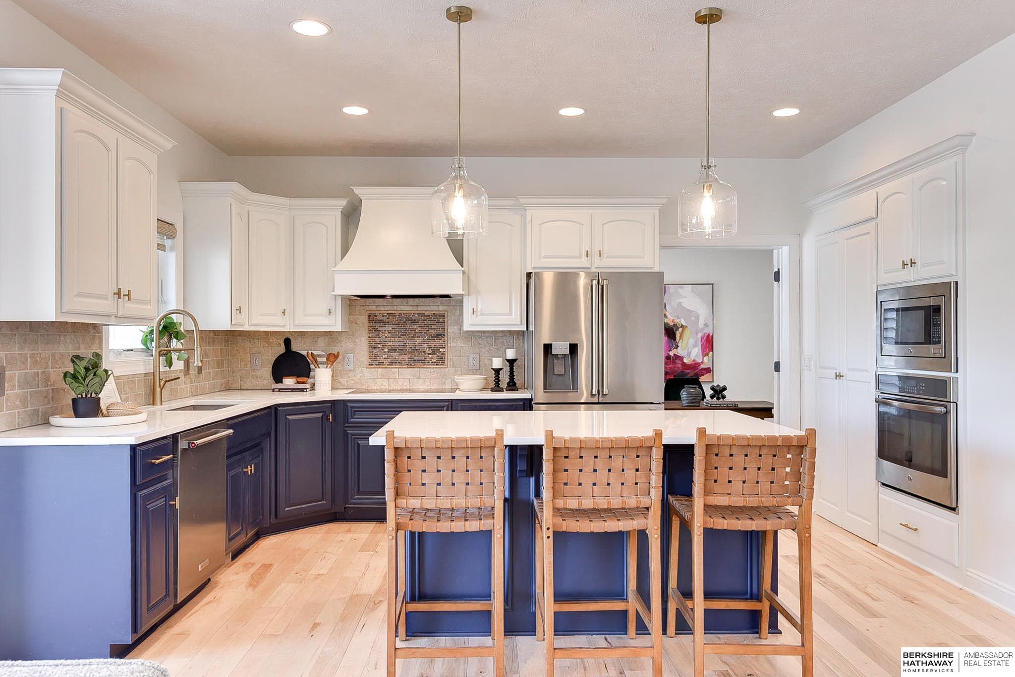 Elkhorn, Nebraska 68022, United States, 6 Bedrooms Bedrooms, ,5 BathroomsBathrooms,Residential,Active,426