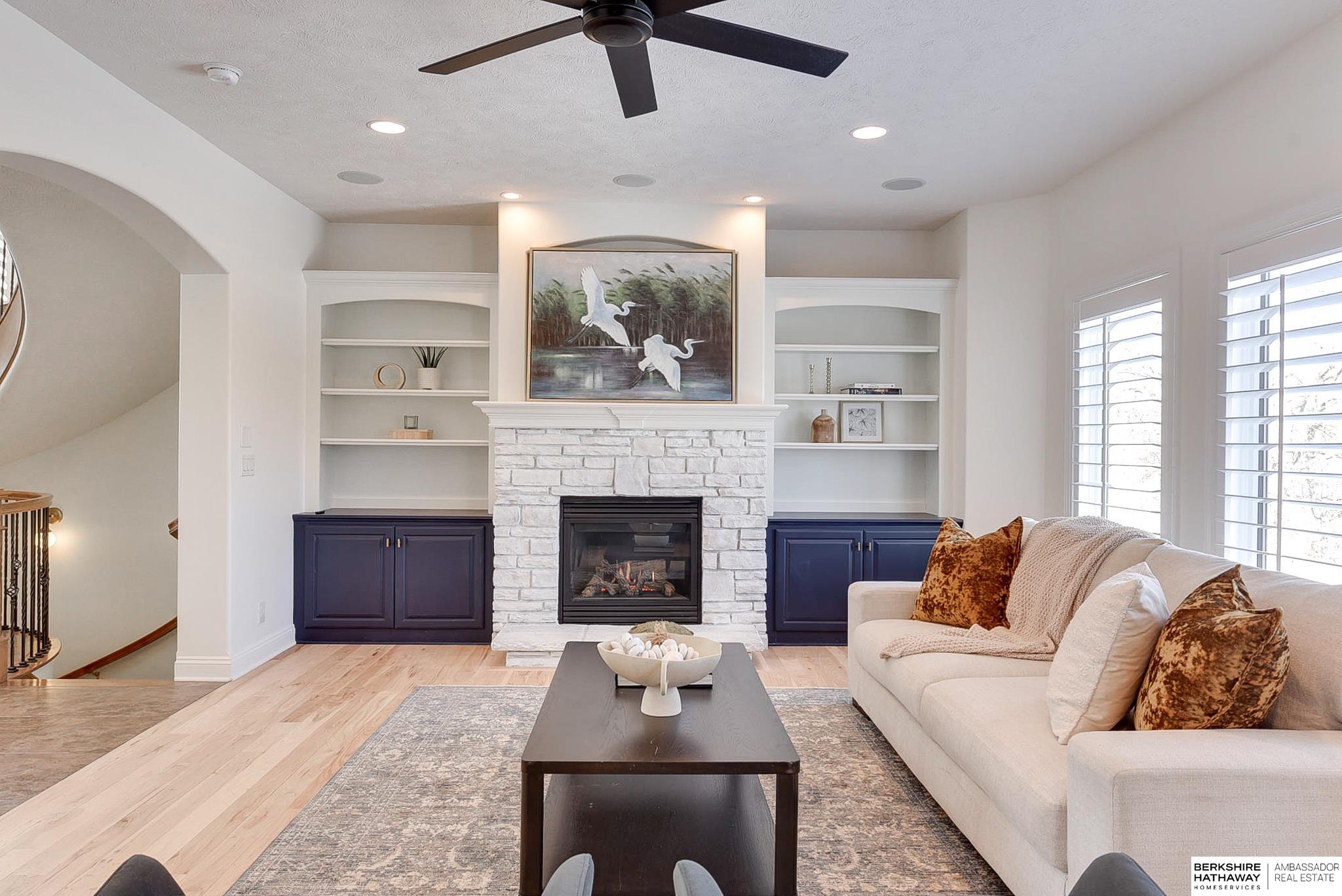 Elkhorn, Nebraska 68022, United States, 6 Bedrooms Bedrooms, ,5 BathroomsBathrooms,Residential,Active,426