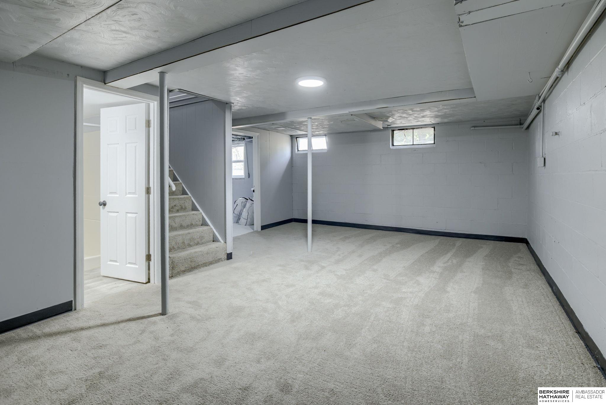 West Point, Nebraska 68788, United States, 3 Bedrooms Bedrooms, ,2 BathroomsBathrooms,Residential,Pending,22838