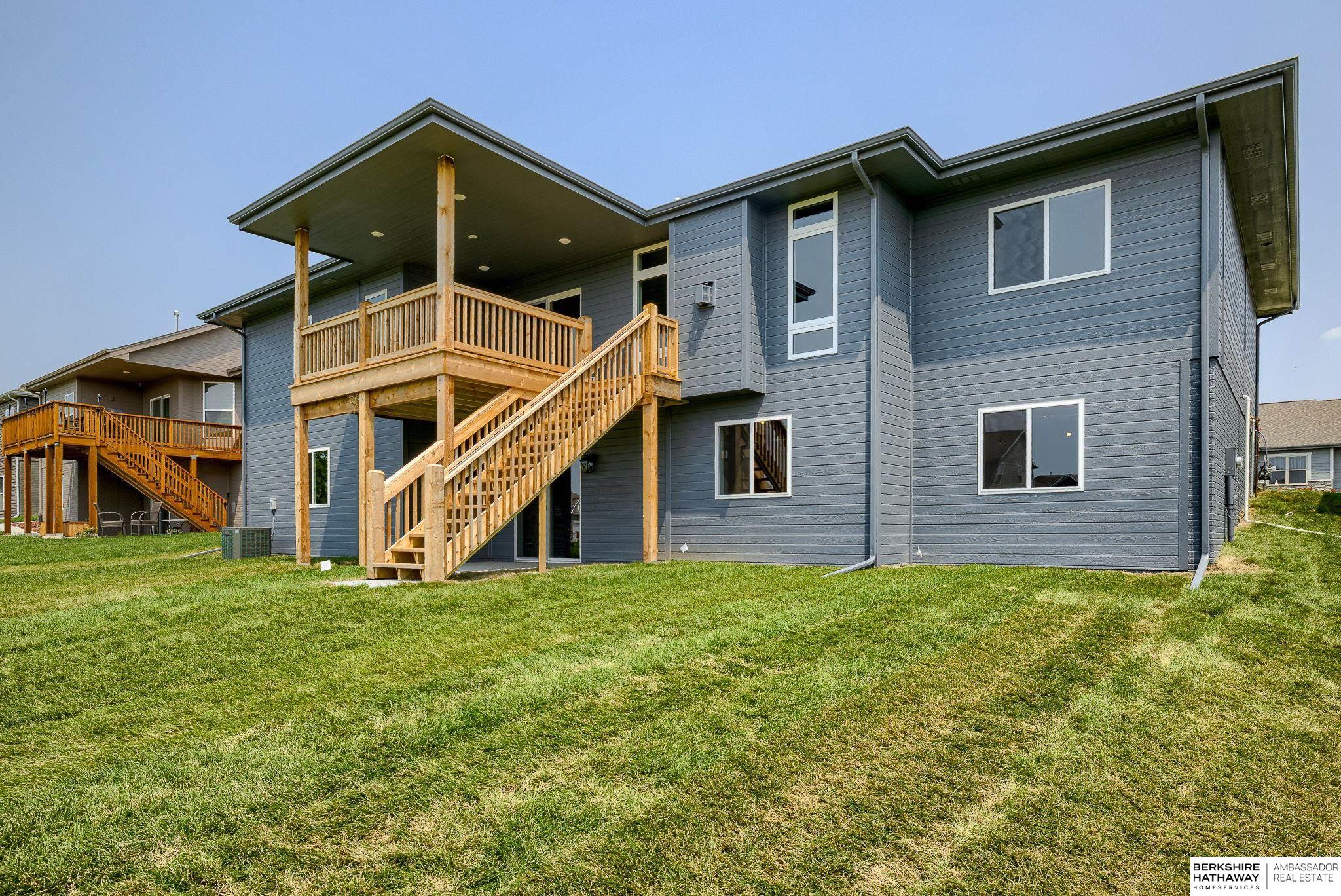 Elkhorn, Nebraska 68022, United States, 3 Bedrooms Bedrooms, ,2 BathroomsBathrooms,Residential,Pending,23668