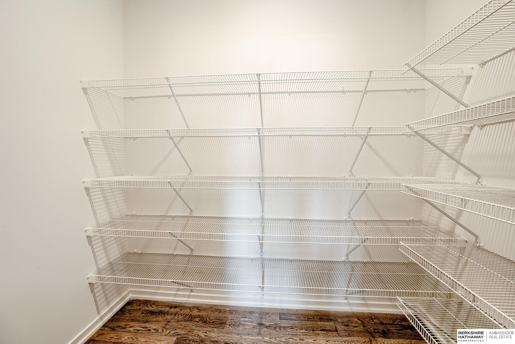 Elkhorn, Nebraska 68022, United States, 3 Bedrooms Bedrooms, ,2 BathroomsBathrooms,Residential,Pending,23668