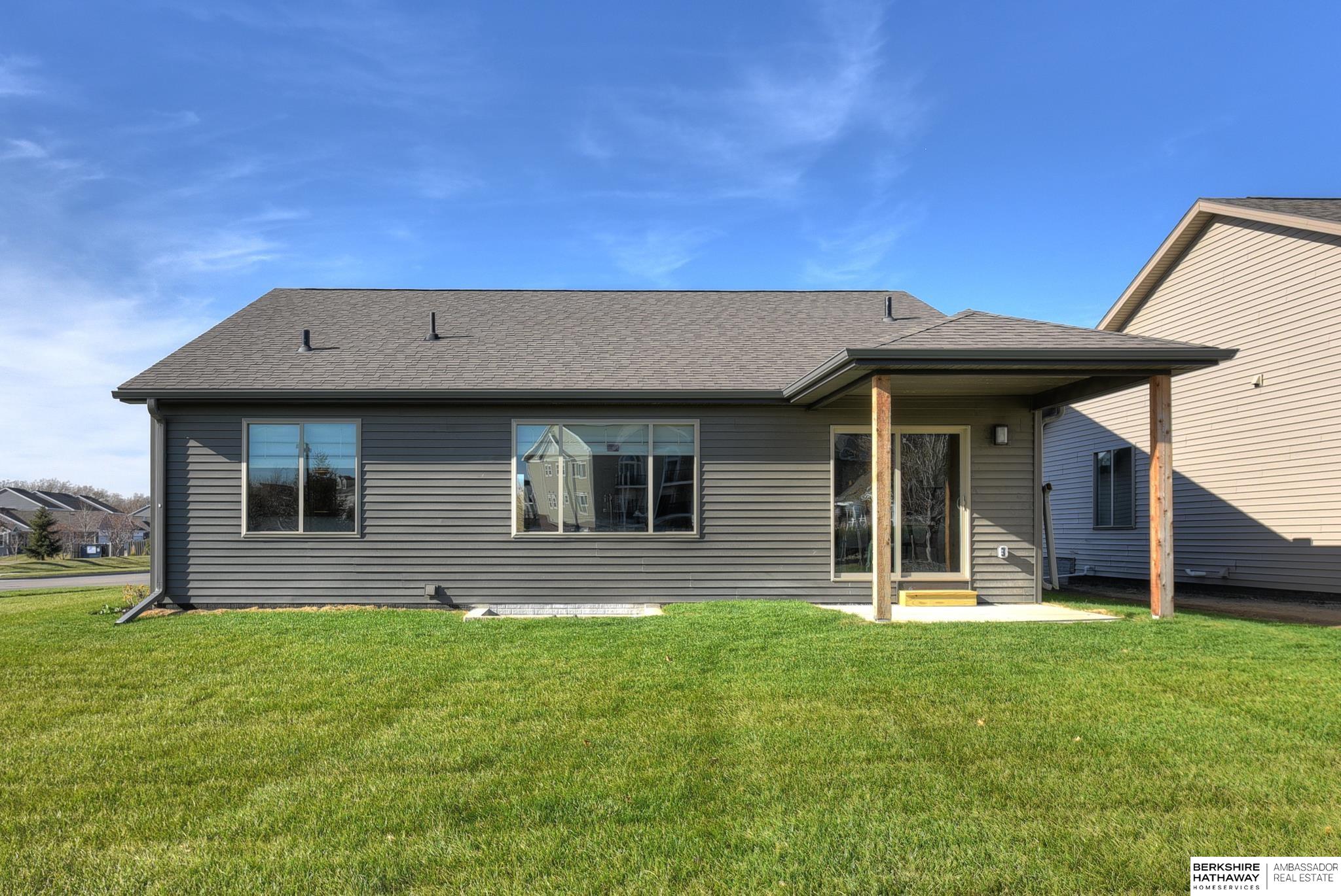 Elkhorn, Nebraska 68022, United States, 2 Bedrooms Bedrooms, ,2 BathroomsBathrooms,Residential,Active,47355