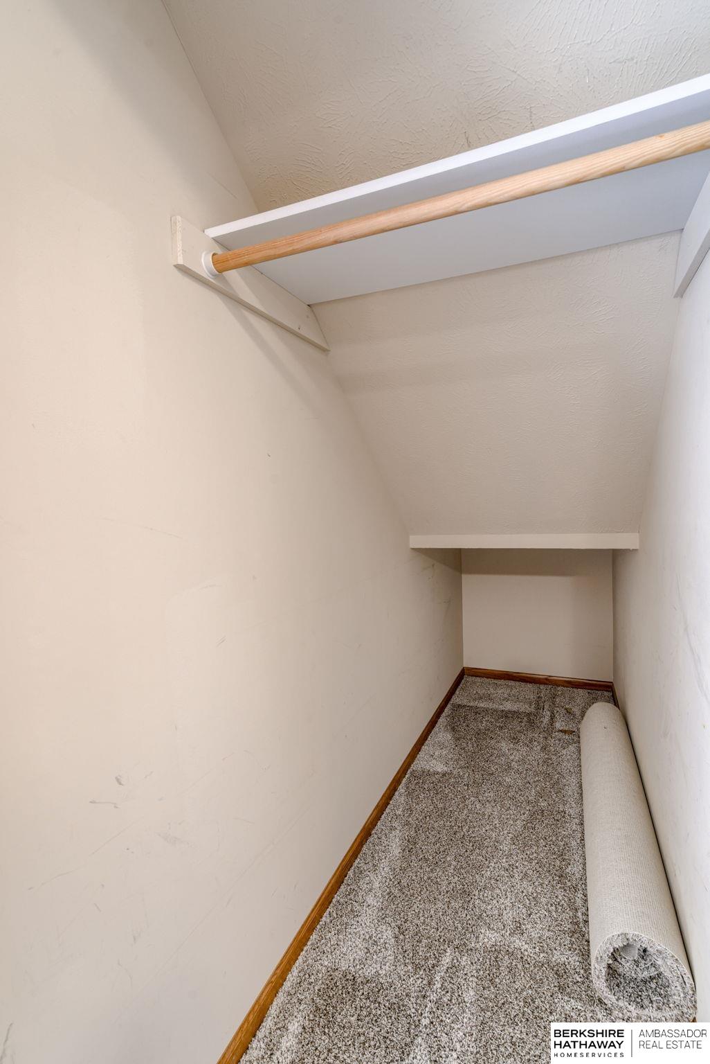 Omaha, Nebraska 68022, United States, 3 Bedrooms Bedrooms, ,3 BathroomsBathrooms,Residential,Pending,15120