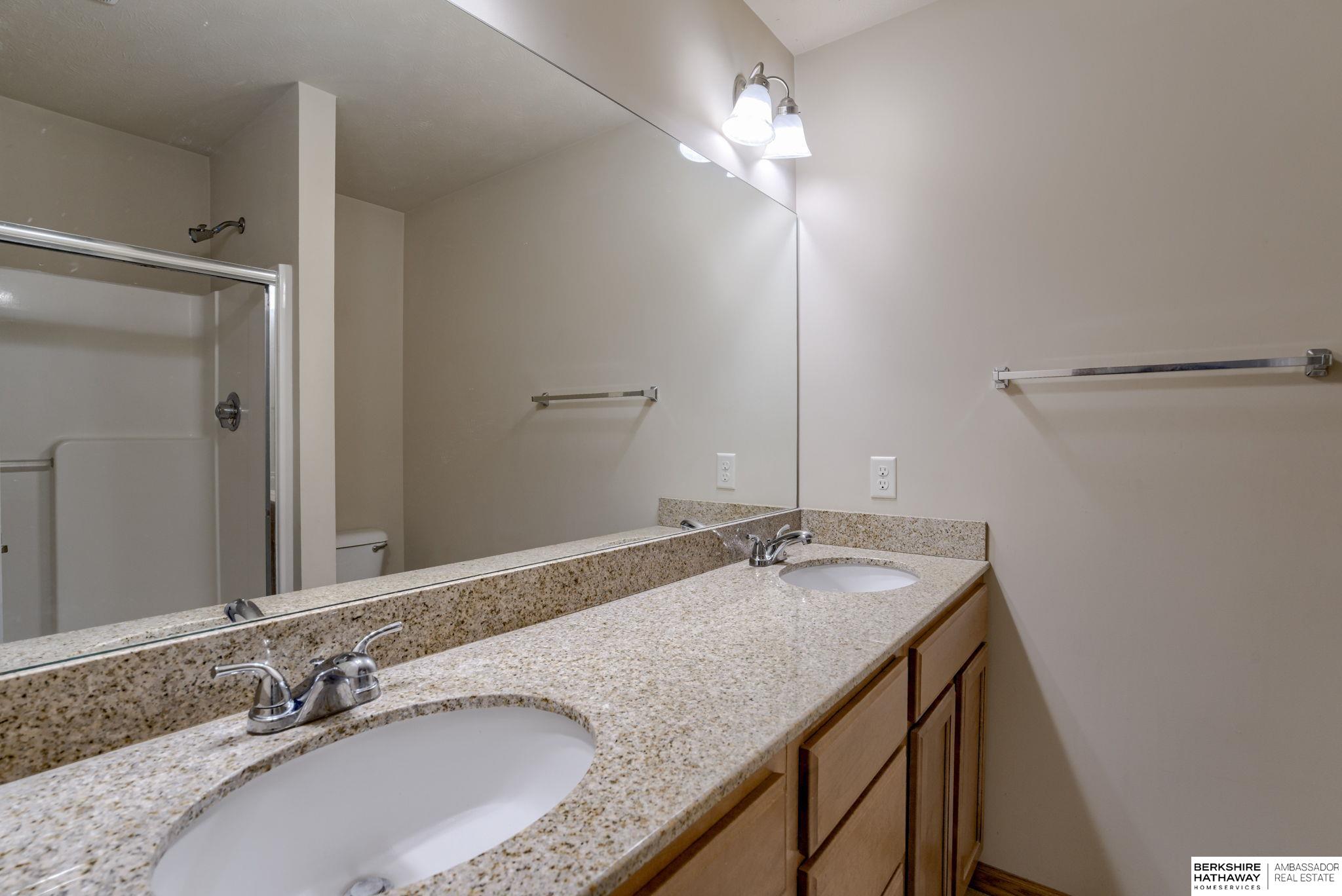 Omaha, Nebraska 68022, United States, 3 Bedrooms Bedrooms, ,3 BathroomsBathrooms,Residential,Pending,15120