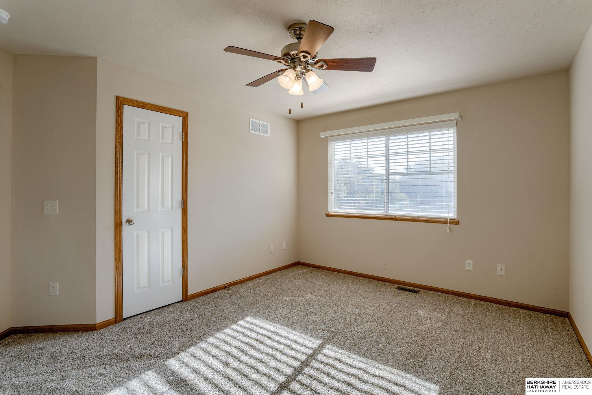 Omaha, Nebraska 68022, United States, 3 Bedrooms Bedrooms, ,3 BathroomsBathrooms,Residential,Pending,15120