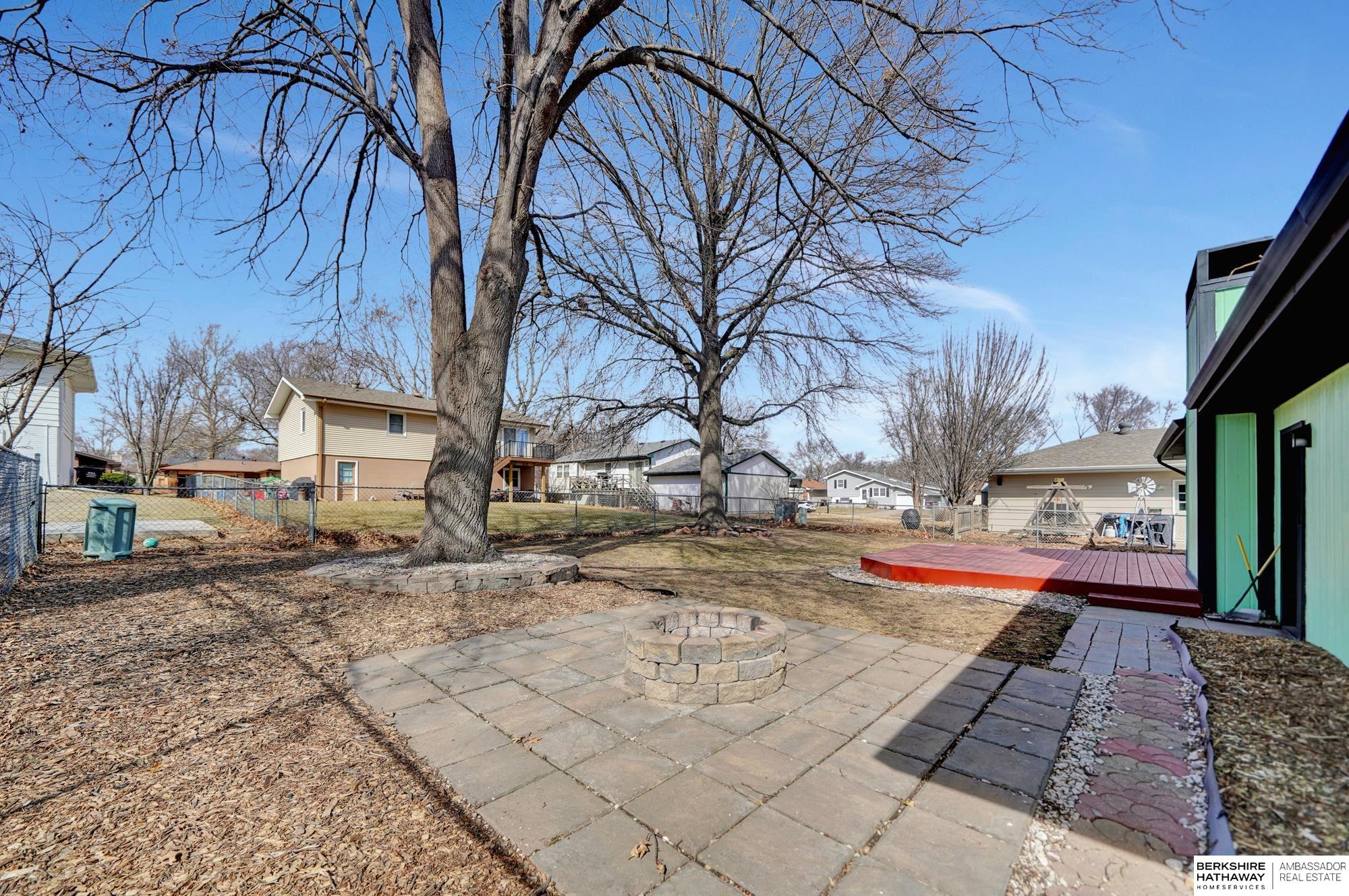 Lincoln, Nebraska 68507, United States, 3 Bedrooms Bedrooms, ,3 BathroomsBathrooms,Residential,Pending,88279