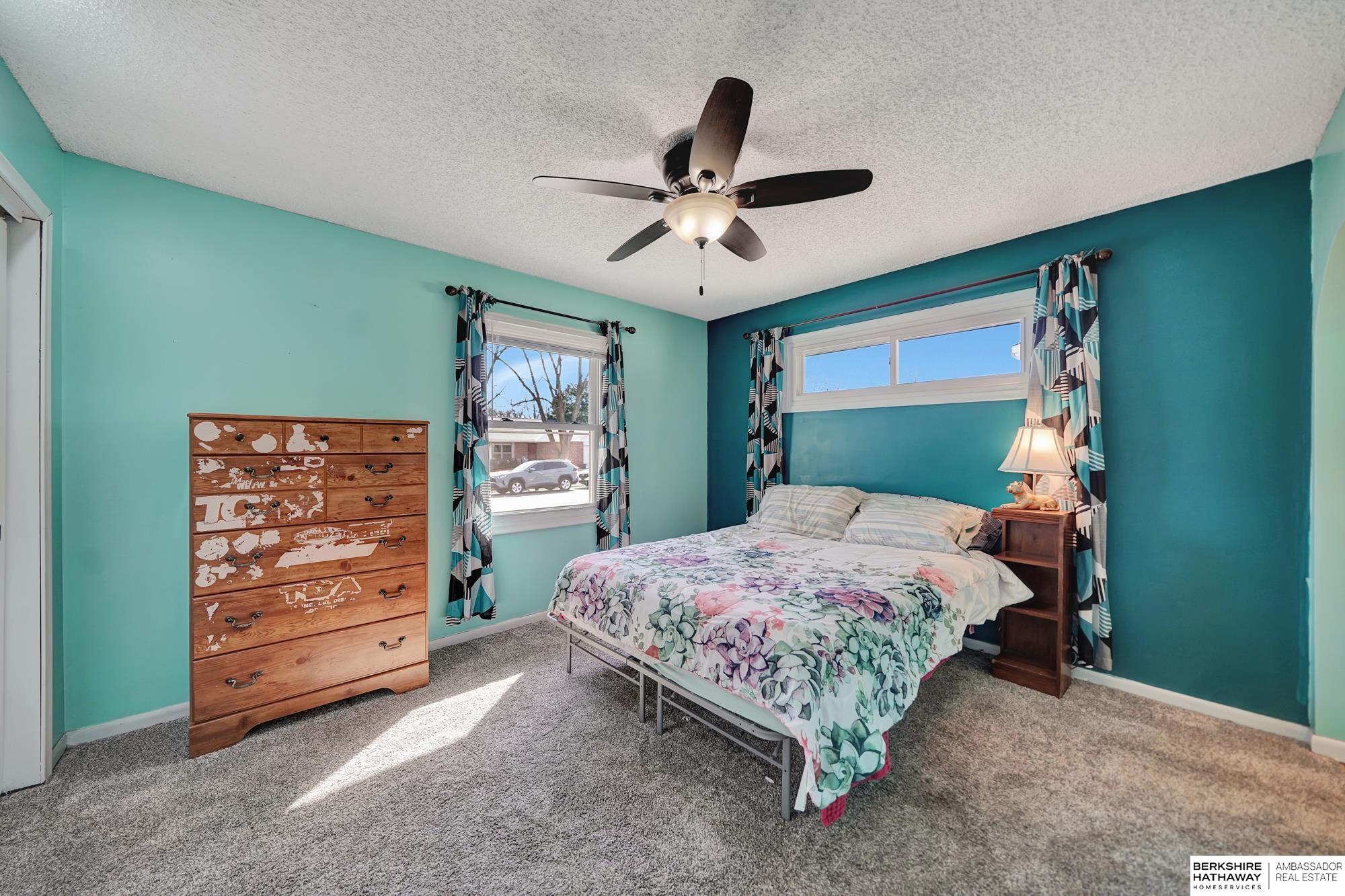 Lincoln, Nebraska 68507, United States, 3 Bedrooms Bedrooms, ,3 BathroomsBathrooms,Residential,Pending,88279