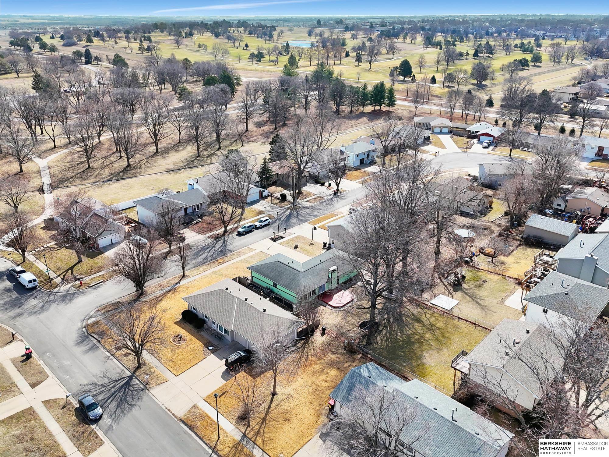 Lincoln, Nebraska 68507, United States, 3 Bedrooms Bedrooms, ,3 BathroomsBathrooms,Residential,Pending,88279