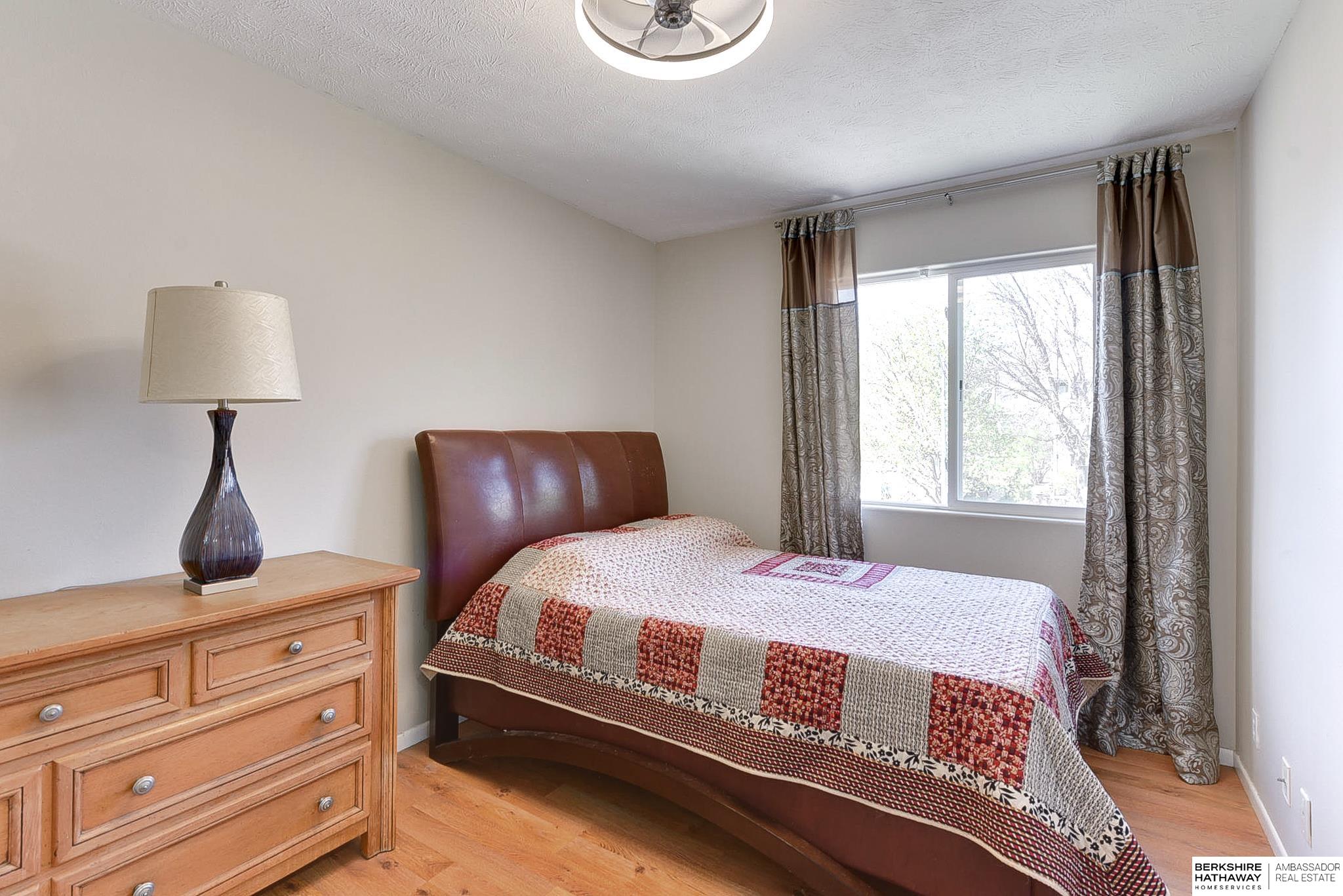 Omaha, Nebraska 68116, United States, 3 Bedrooms Bedrooms, ,2 BathroomsBathrooms,Residential,Pending,108181